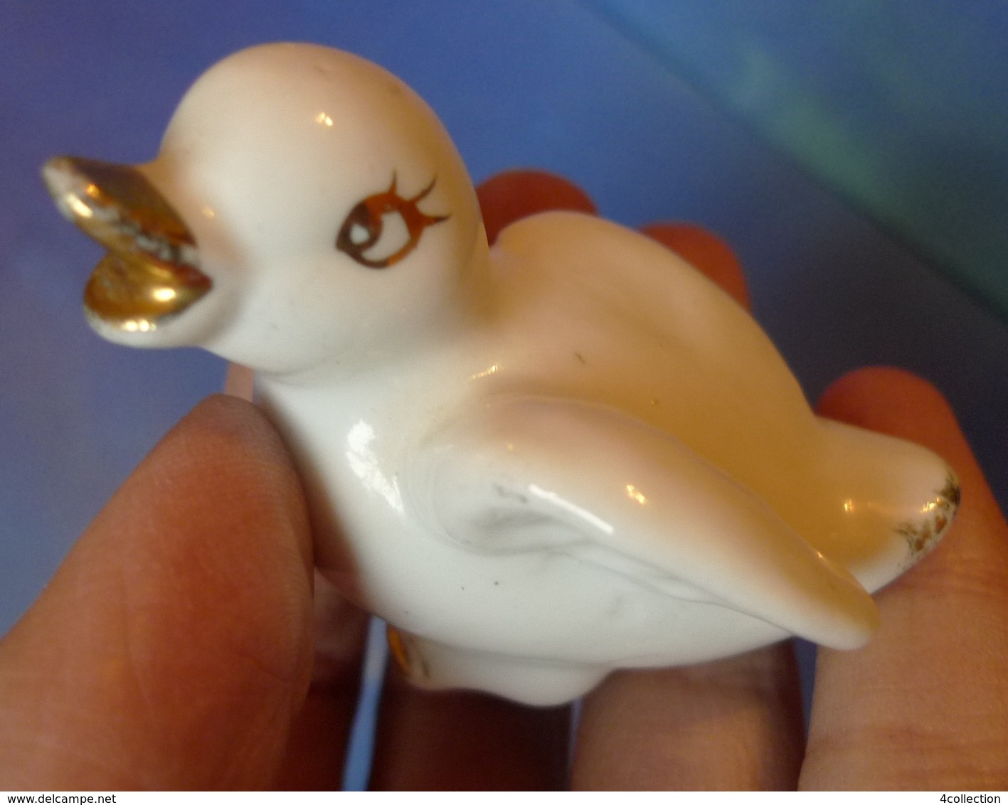 Vintage Antique Old Porcelain Duck Duckling Miniature Bird Figurine White Gold - Uccelli