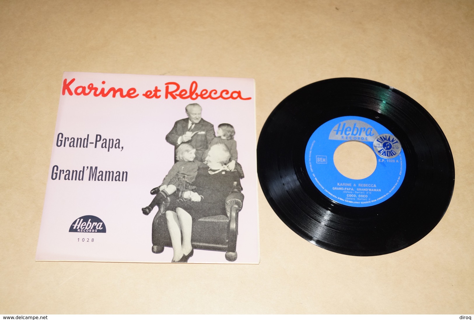 Georges Simenon,RARE Disque 45 T De Karine Et Rebecca ,état MINT Pour Collection - Autres & Non Classés