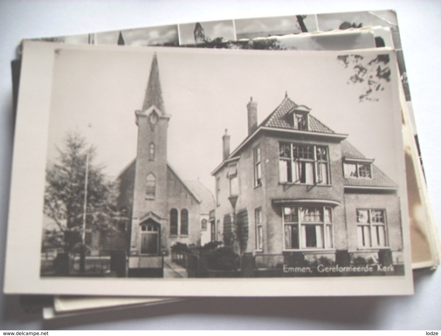 Nederland Holland Pays Bas Emmen Met Gereformeerde Kerk En Pastorie - Emmen