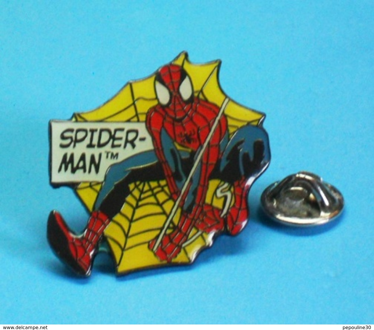 1 PIN'S //    ** SPIDERMAN / MARVEL \ COMICS ** . (©2002 MARVEL 8TH WONDER LTD) - BD