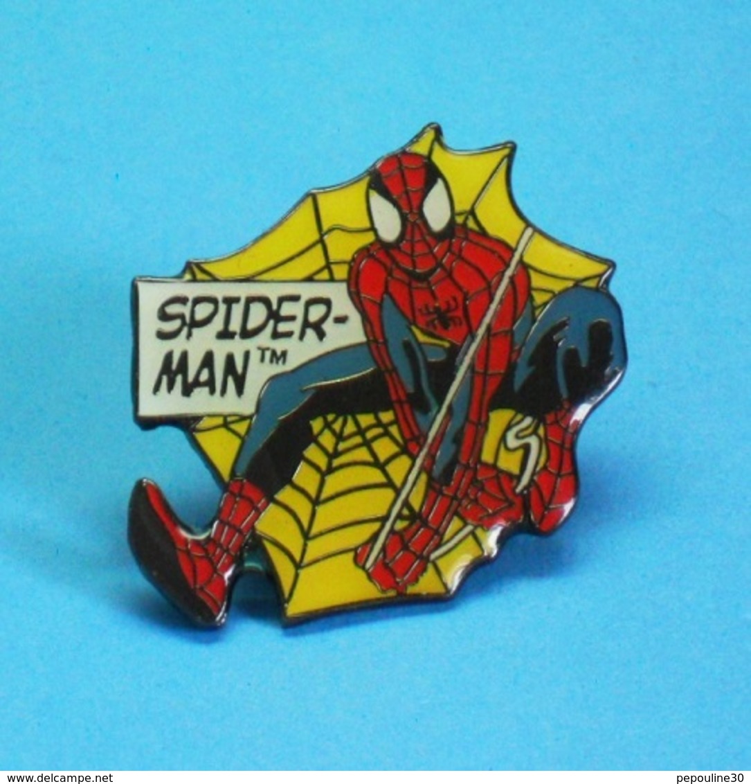 1 PIN'S //    ** SPIDERMAN / MARVEL \ COMICS ** . (©2002 MARVEL 8TH WONDER LTD) - BD