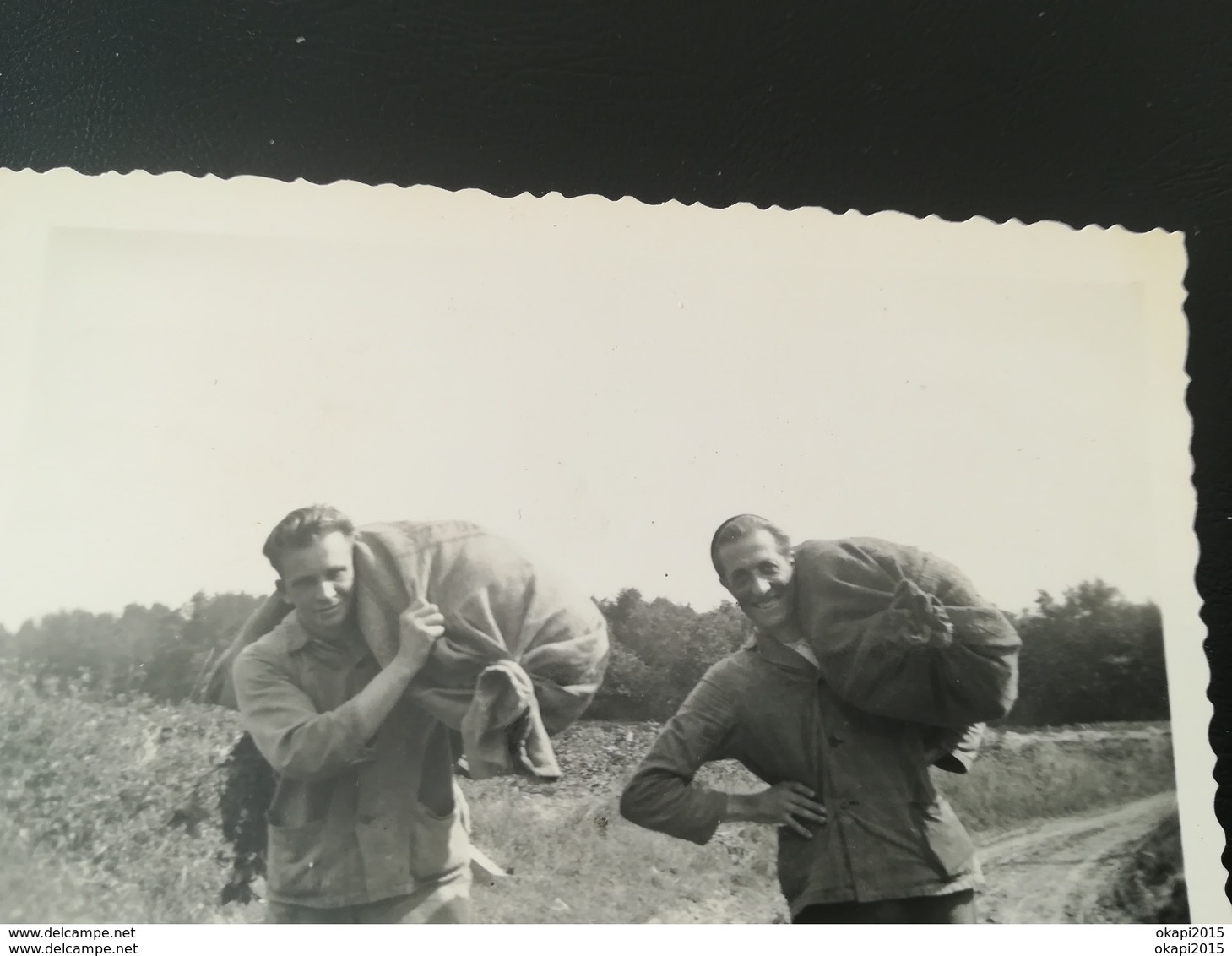 5 PHOTOS LILLOIS SECTION BRAINE - L ' ALLEUD BRABANT WALLON BELGIQUE HOMME FEMME PHOTO PR LIBÉRATION GUERRE 1939 - 1945