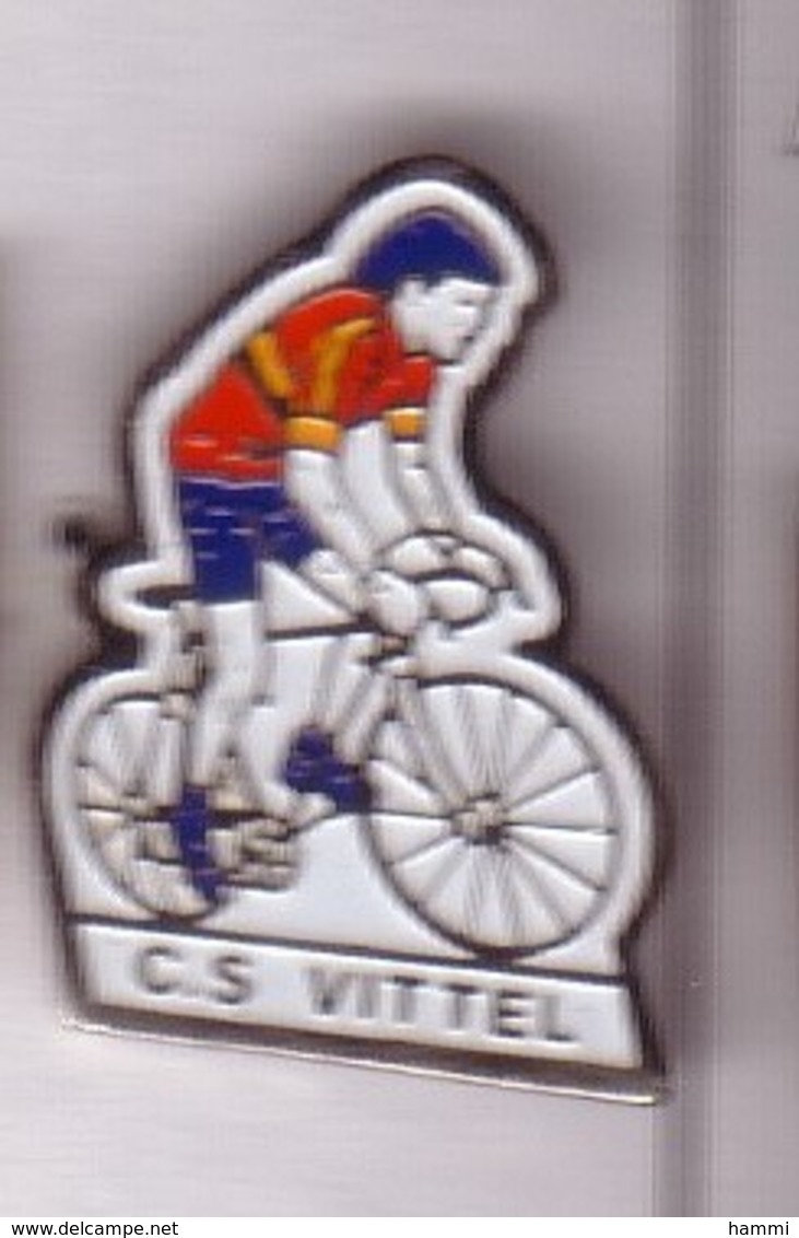 VF289 Pin's VITTEL VOSGES Cyclisme Vélo Club Achat Immédiat - Cyclisme