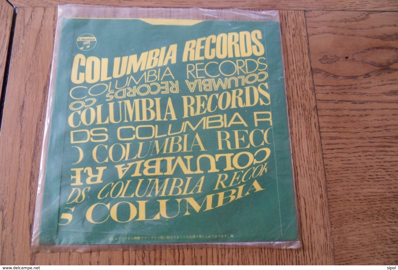 Disque  45 tours japonais  dans sa pochette  d origine :  Columbia Records  Années 1955/60