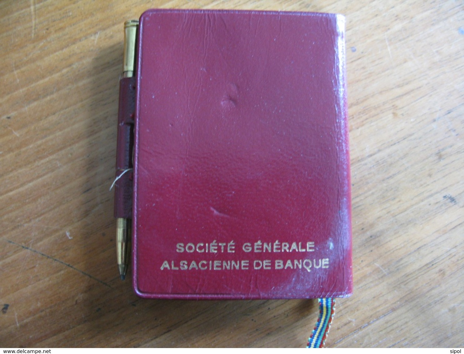 Petit Agenda Mignon 1973 Avec Crayon De Papier Doré  Pub Société Alsacienne De Banque - Petit Format : 1971-80