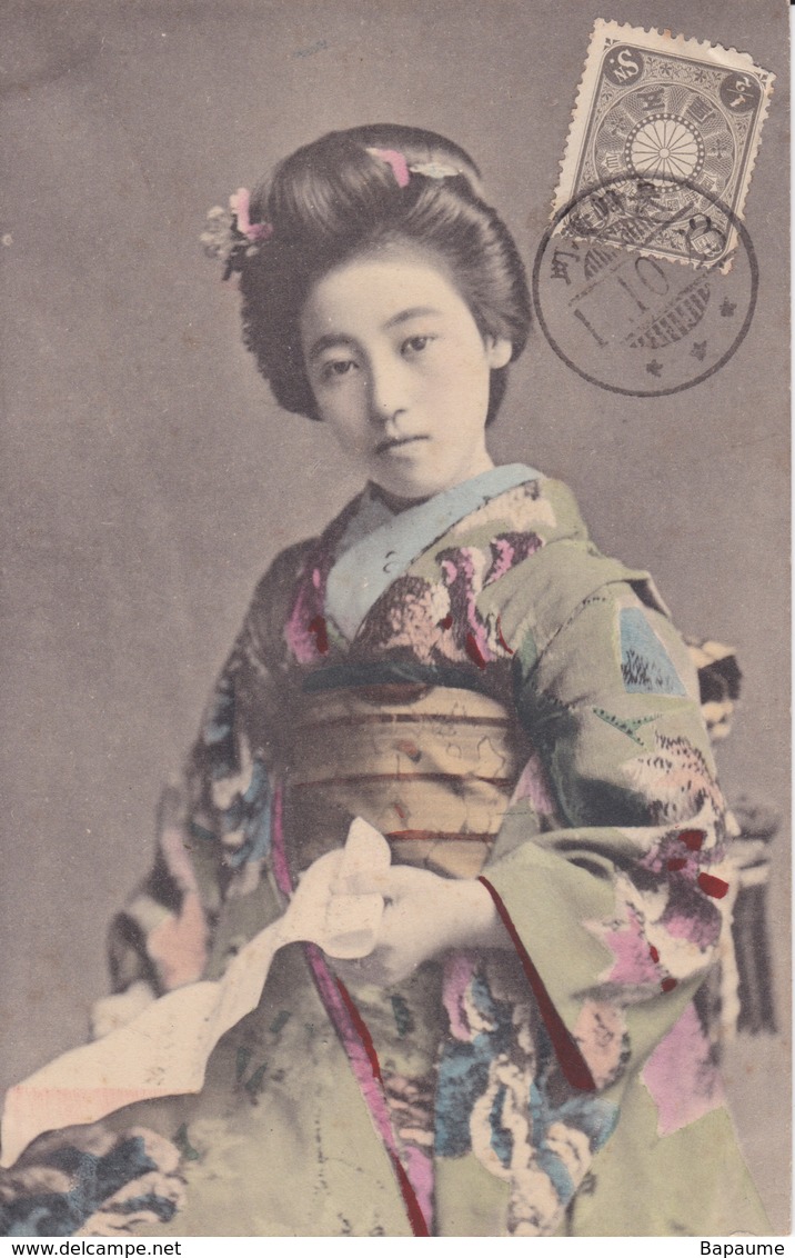 Japon  - Portrait D'une Jeune Geisha Japonaise En Kimono - Other & Unclassified