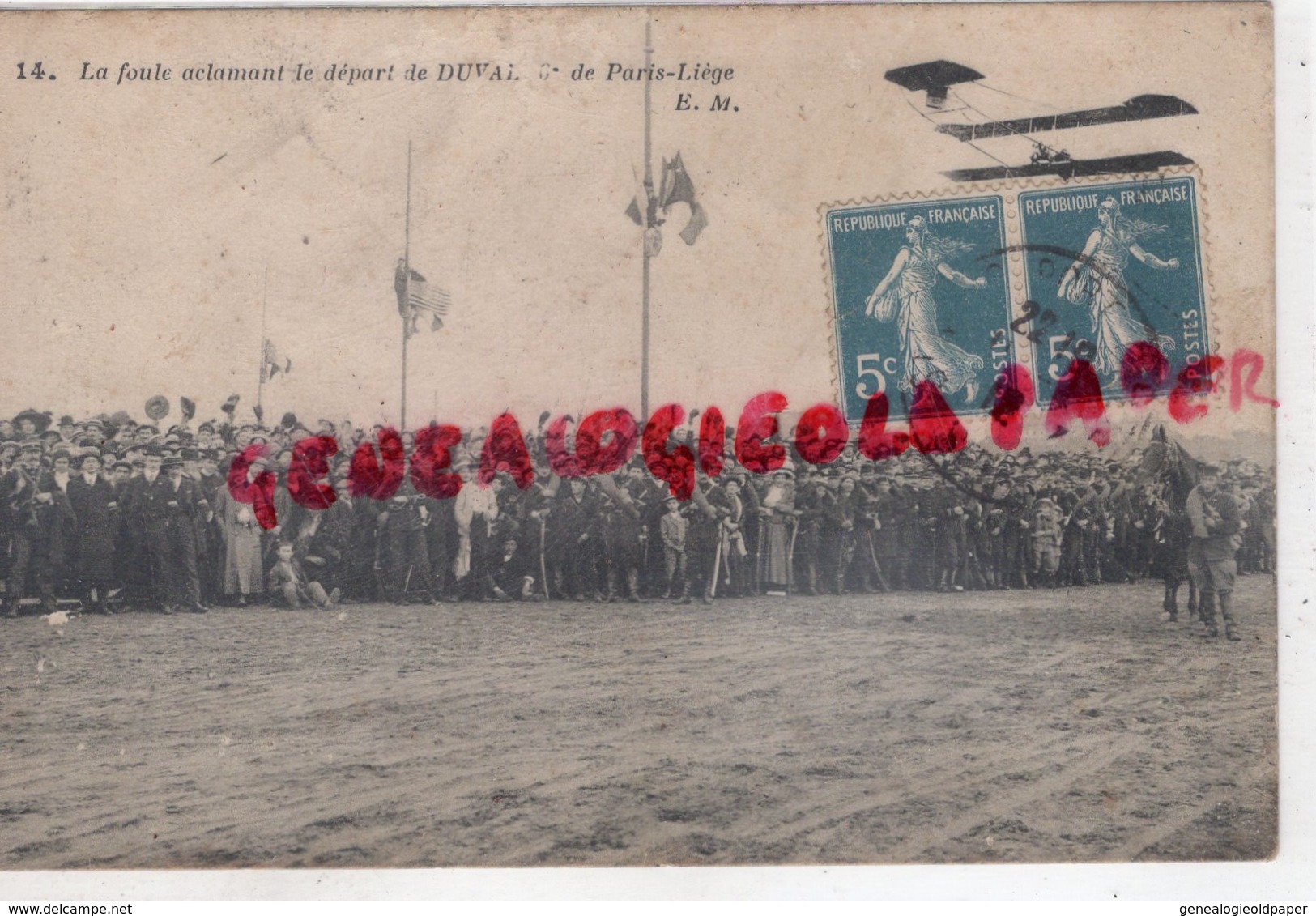 AVIATION - LA FOULE ACCLAMANT LE DEPART DE L' AVIATEUR  DUVAL - 6 E DE PARIS LIEGE - AVION - Aviadores