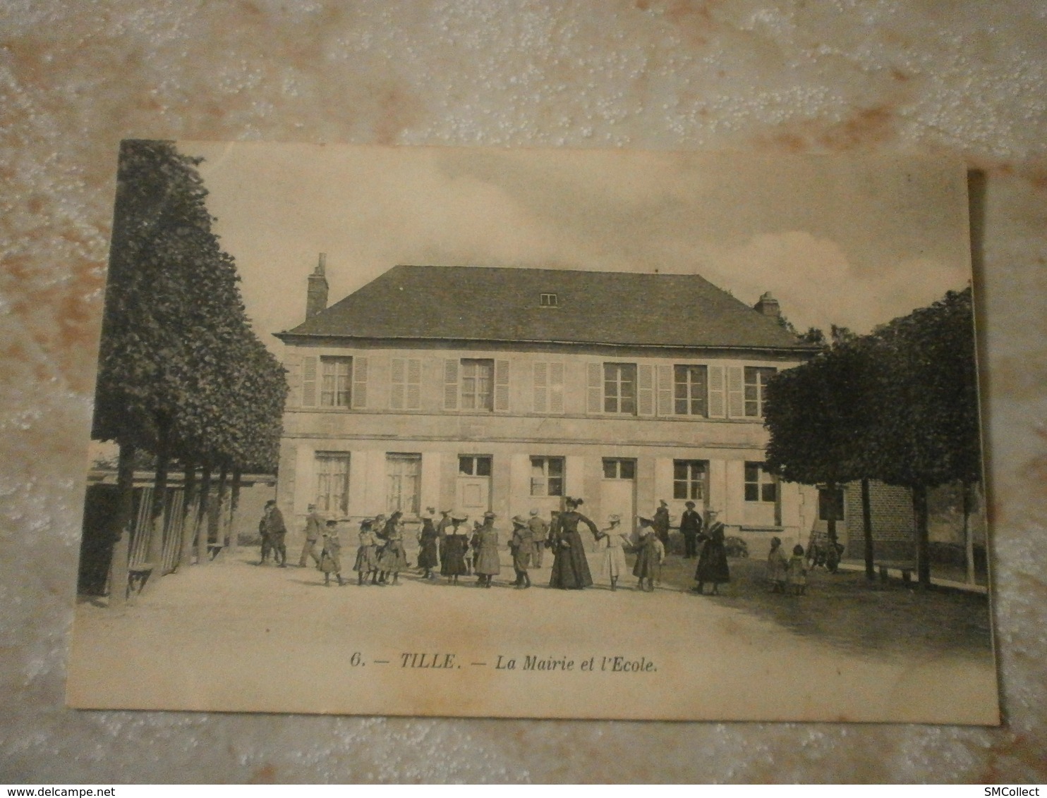 60 Tillé, La Mairie Et L'école. Carte Inédite (9001) - Autres & Non Classés