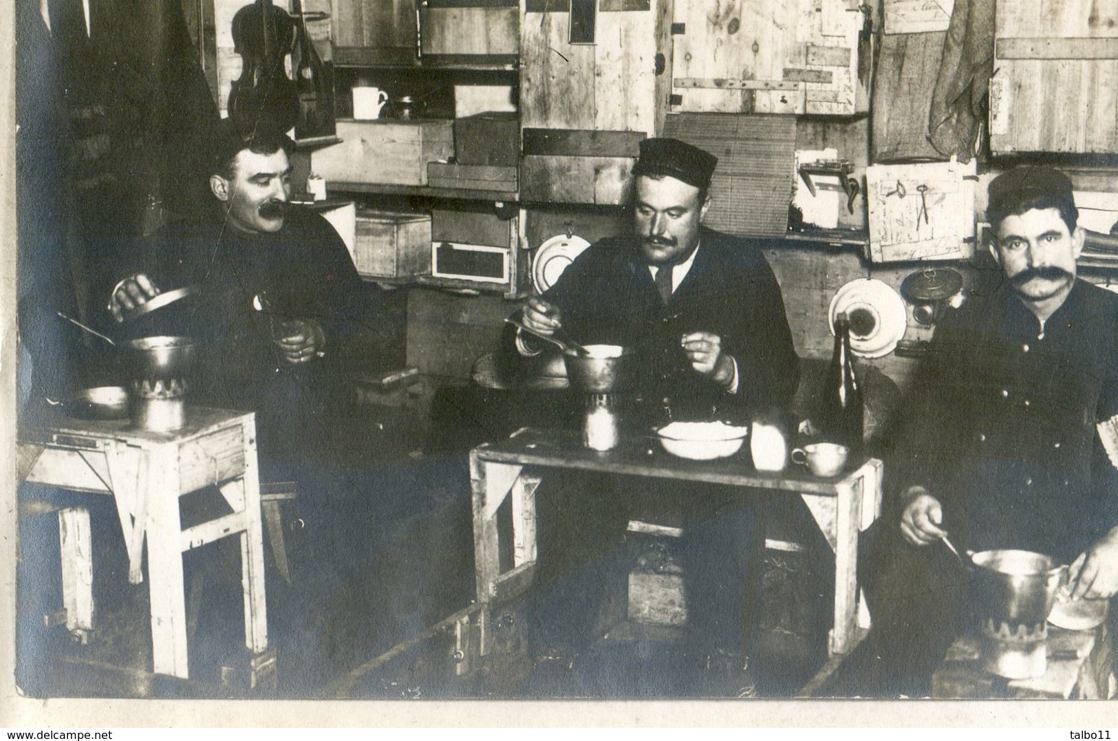 Lot De Manuscrits Et Photo - Interieur Barraquement Camp De Prisonnier De Guerre Cassel Allemagne, Rechauds Individuels - Non Classés