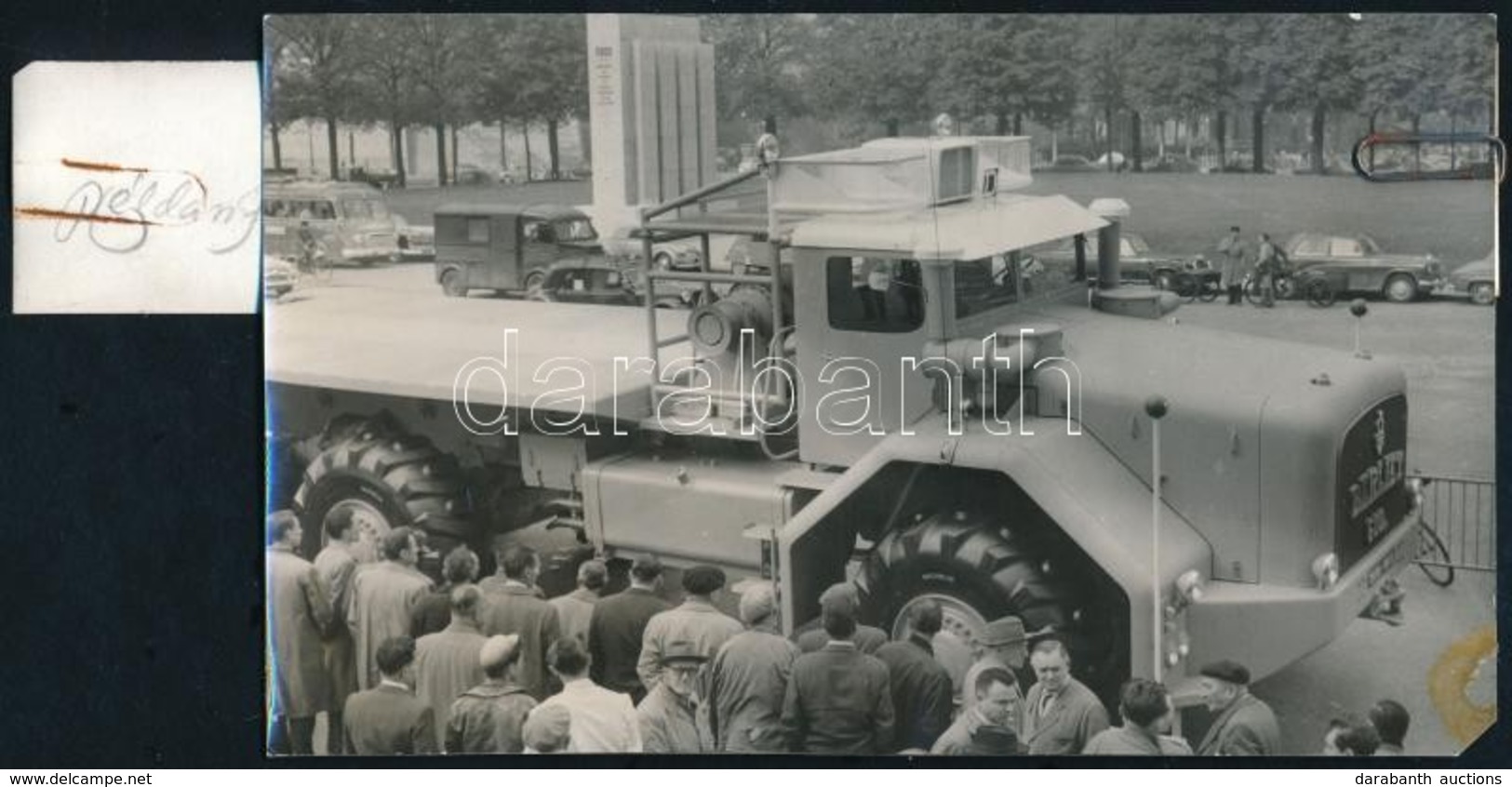Cca 1960 A Francia Berliet-gyár 150 Tonnás Teherautója, Paris, Intercontinantale, A Hátoldalon Pecséttel és Felirattal,  - Autres & Non Classés