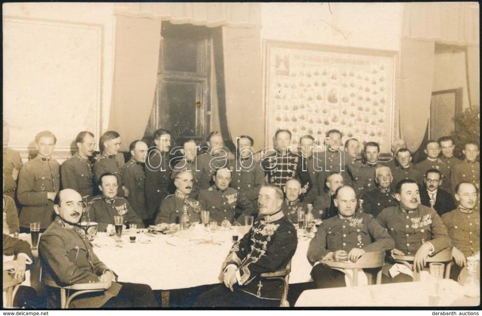 Cca 1910-1920 Ludovika Akadémia étkezője, Tisztekkel, Köztük A Későbbi Honvédelmi Miniszter Rátz Jenővel (1882-1952), Fo - Autres & Non Classés