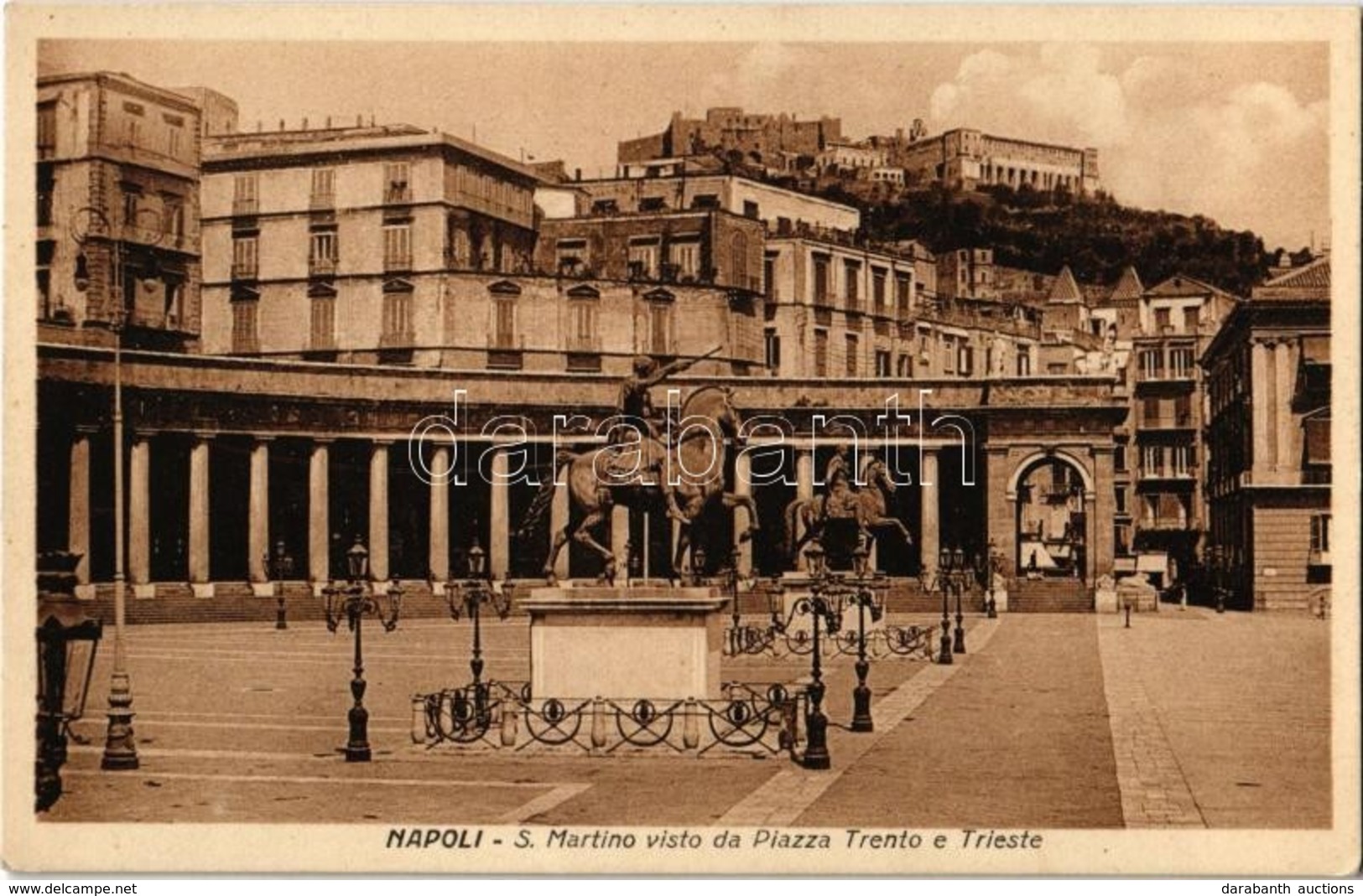 ** T1/T2 Napoli, Naples; S. Martino Visto Da Piazza Trento E Trieste / General View, Statues - Non Classés