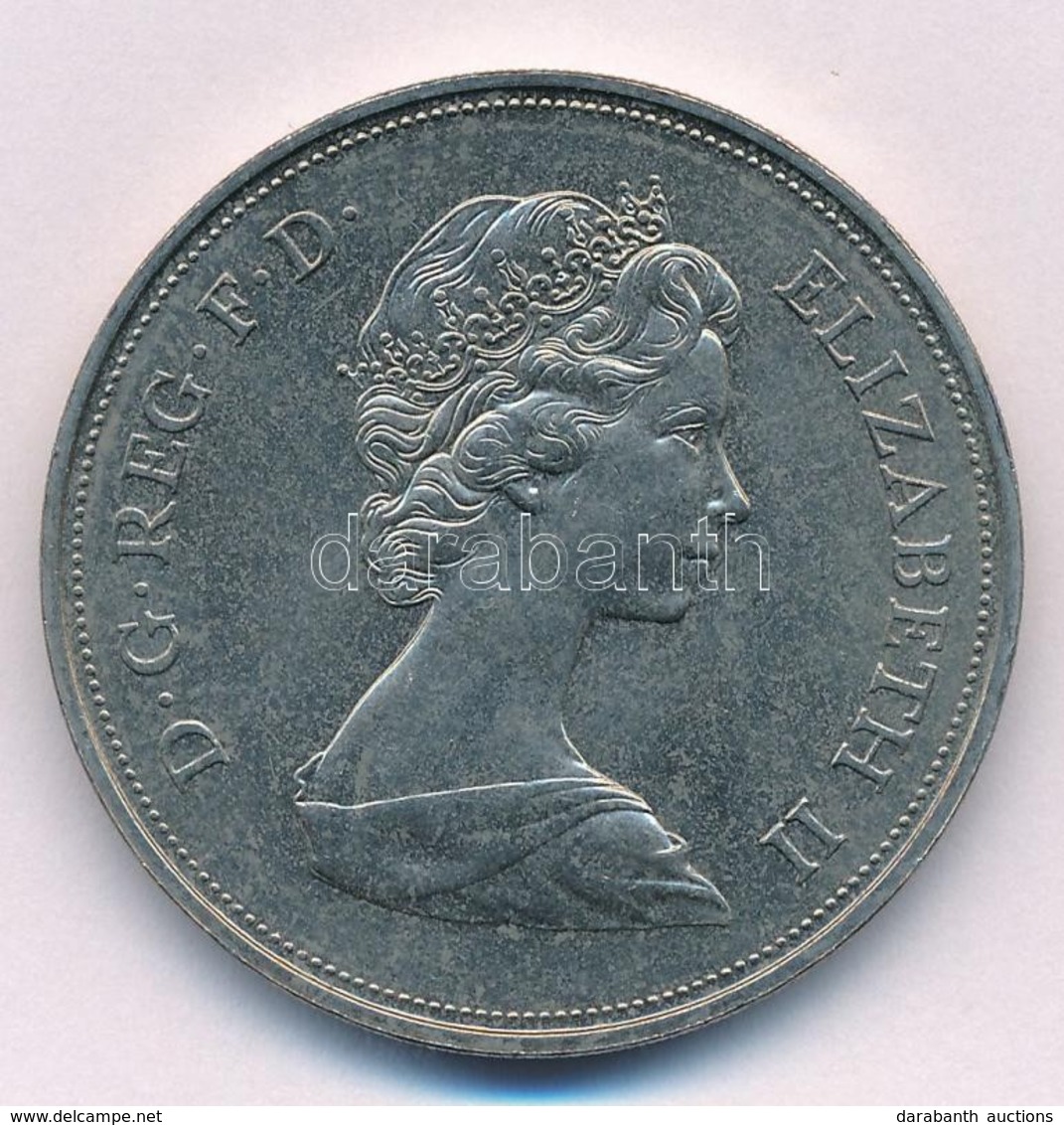 Nagy-Britannia 1972. 25p Cu-Ni "II. Erzsébet / Ezüstlakodalom" T:1- Great Britain 1972. 25 Pence Cu-Ni "Elizabeth II / S - Non Classés