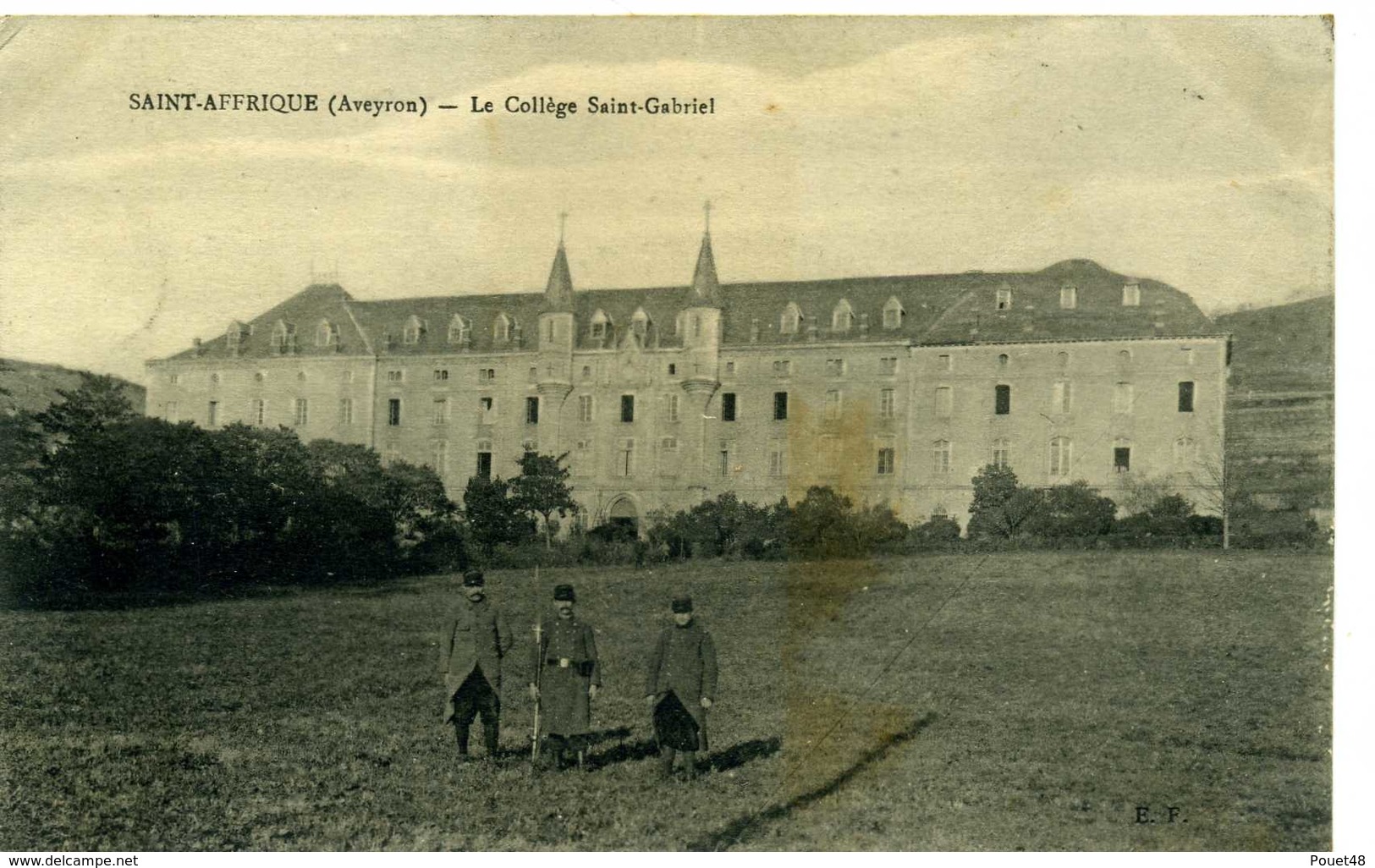 12 - SAINT AFRIQUE - Le Collège Saint-Gabriel. - Saint Affrique