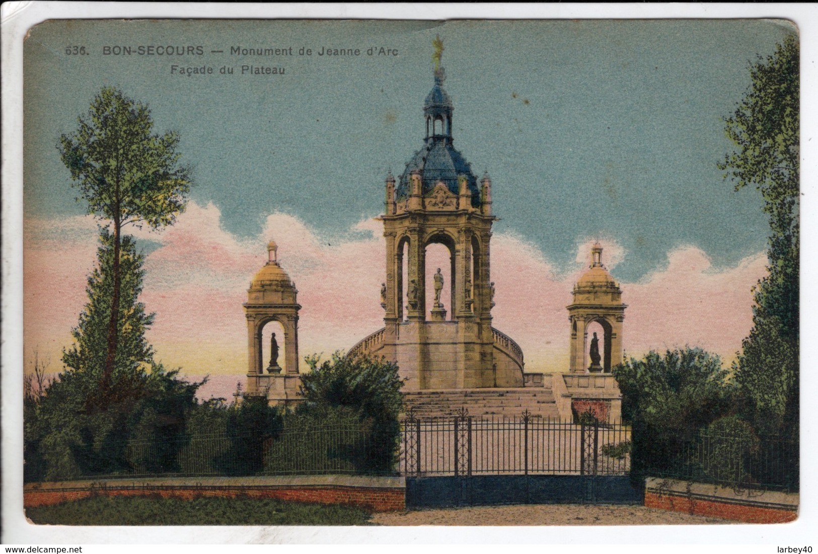 Cpa Bon Secours Monument De Jeanne D Arc Facade Du Plateau - Bonsecours