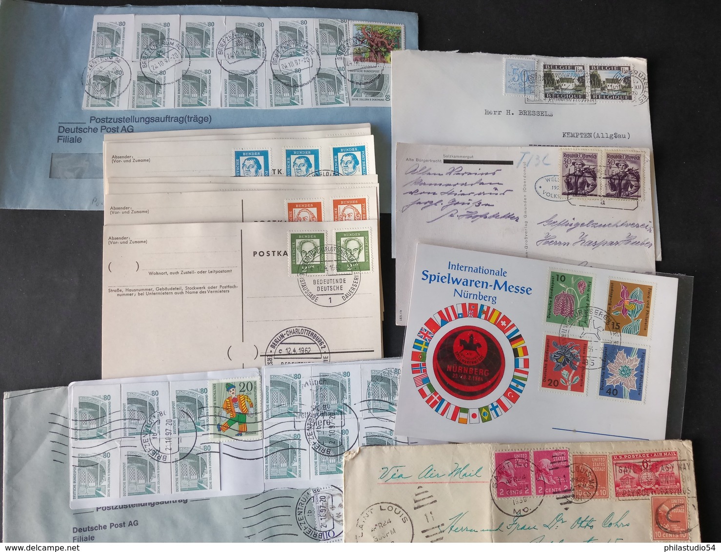 WORLDWIDE: Hundreds Of Covers And Cards Mostly Past 1945 - Alla Rinfusa (max 999 Francobolli)