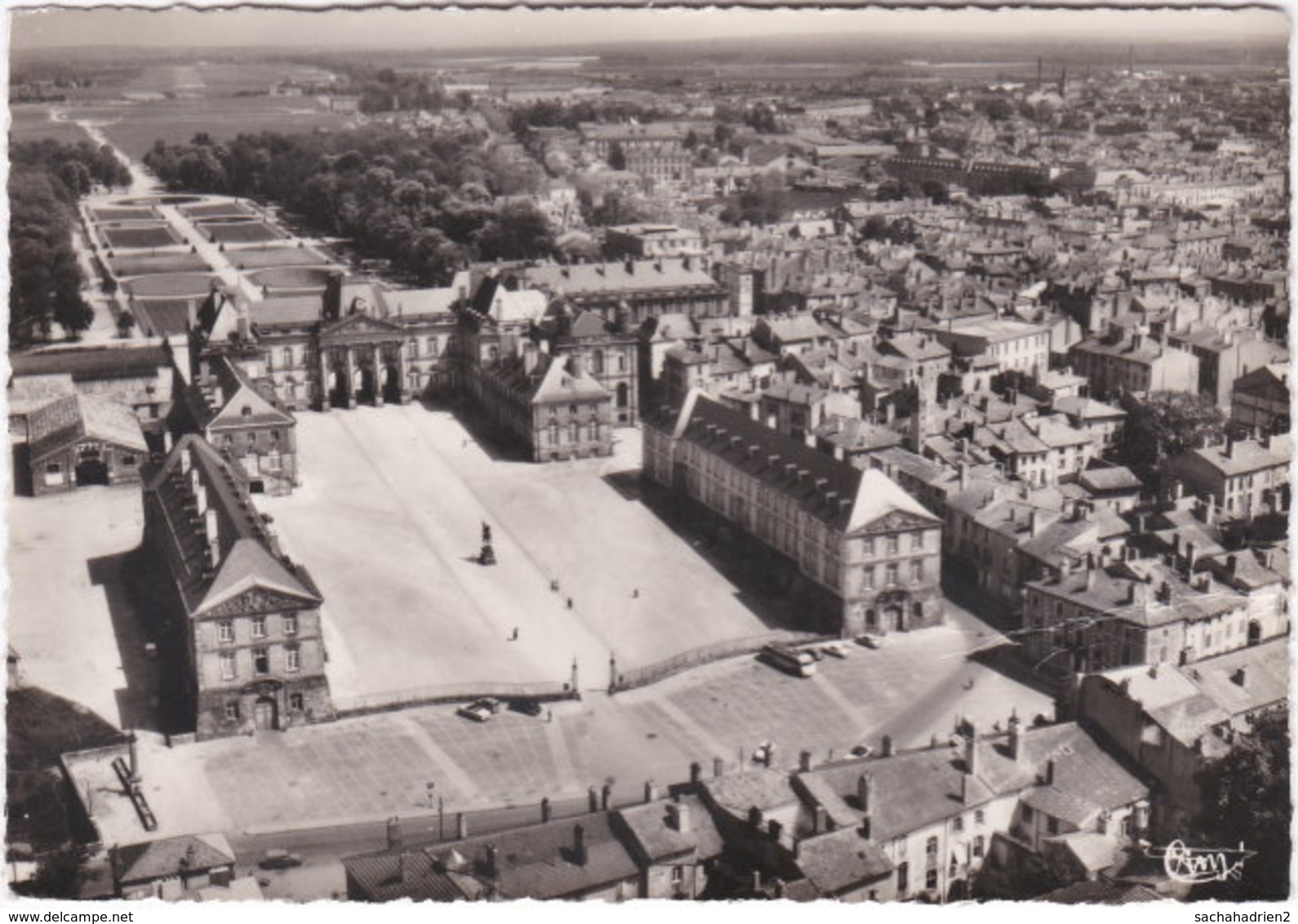 54. Gf. LUNEVILLE. Le Château Et Les Bosquets. 228-22 - Luneville