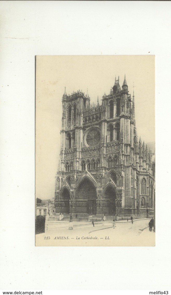 Amiens - Lot n° 8 de 10 CPA  (Toutes scannées) (1 voyagée en 1899)