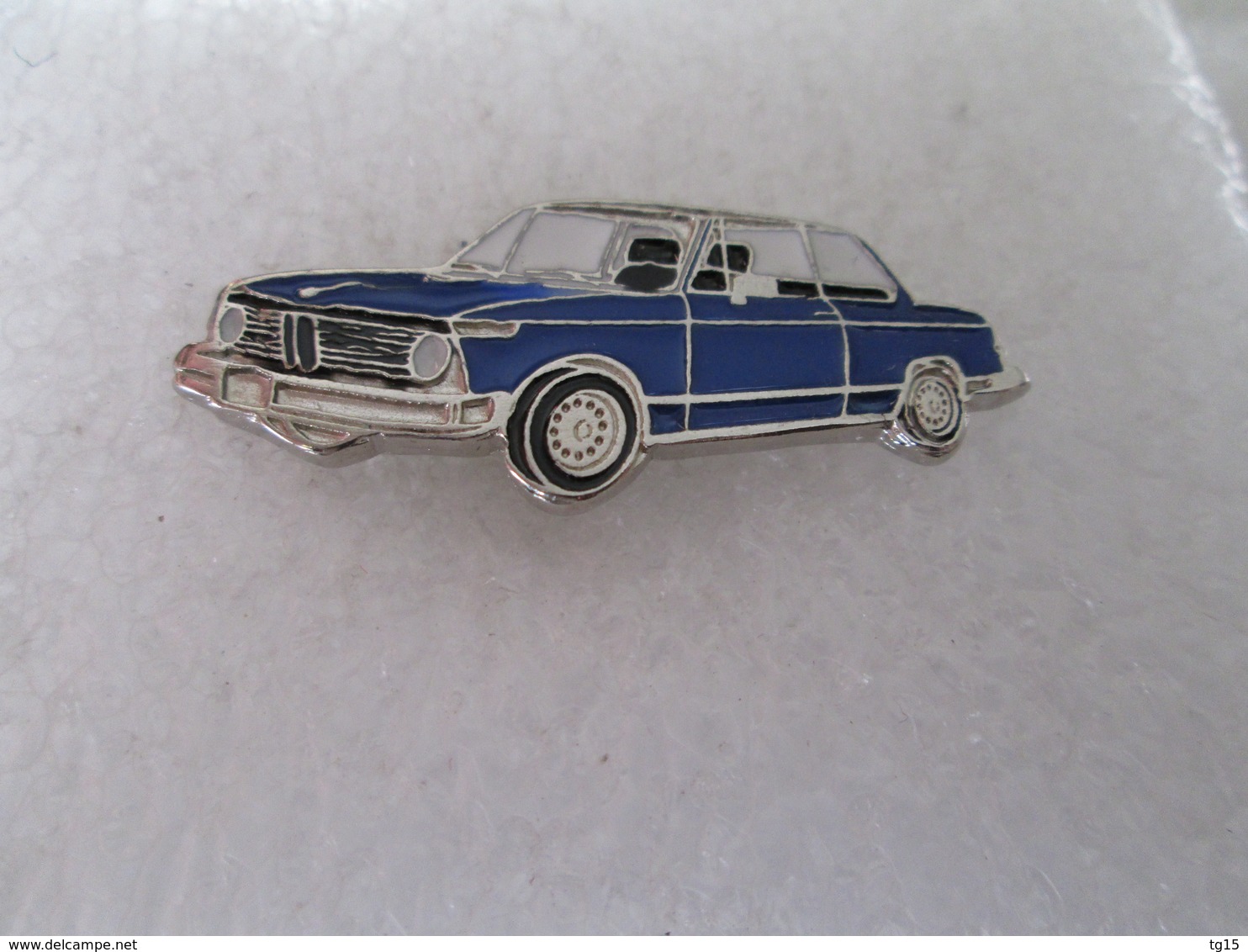 PIN'S    BMW  2002  TI  BLEU  Email A Froid - BMW