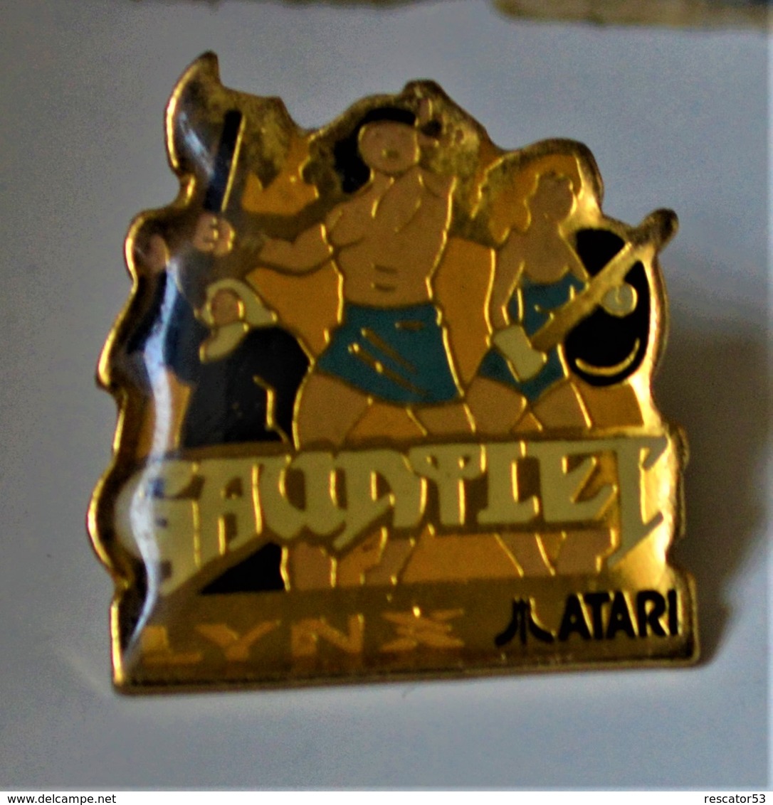 Rare Pin's Gauntlet Rétro-gaming Sur Console Lynx Atari - Jeux