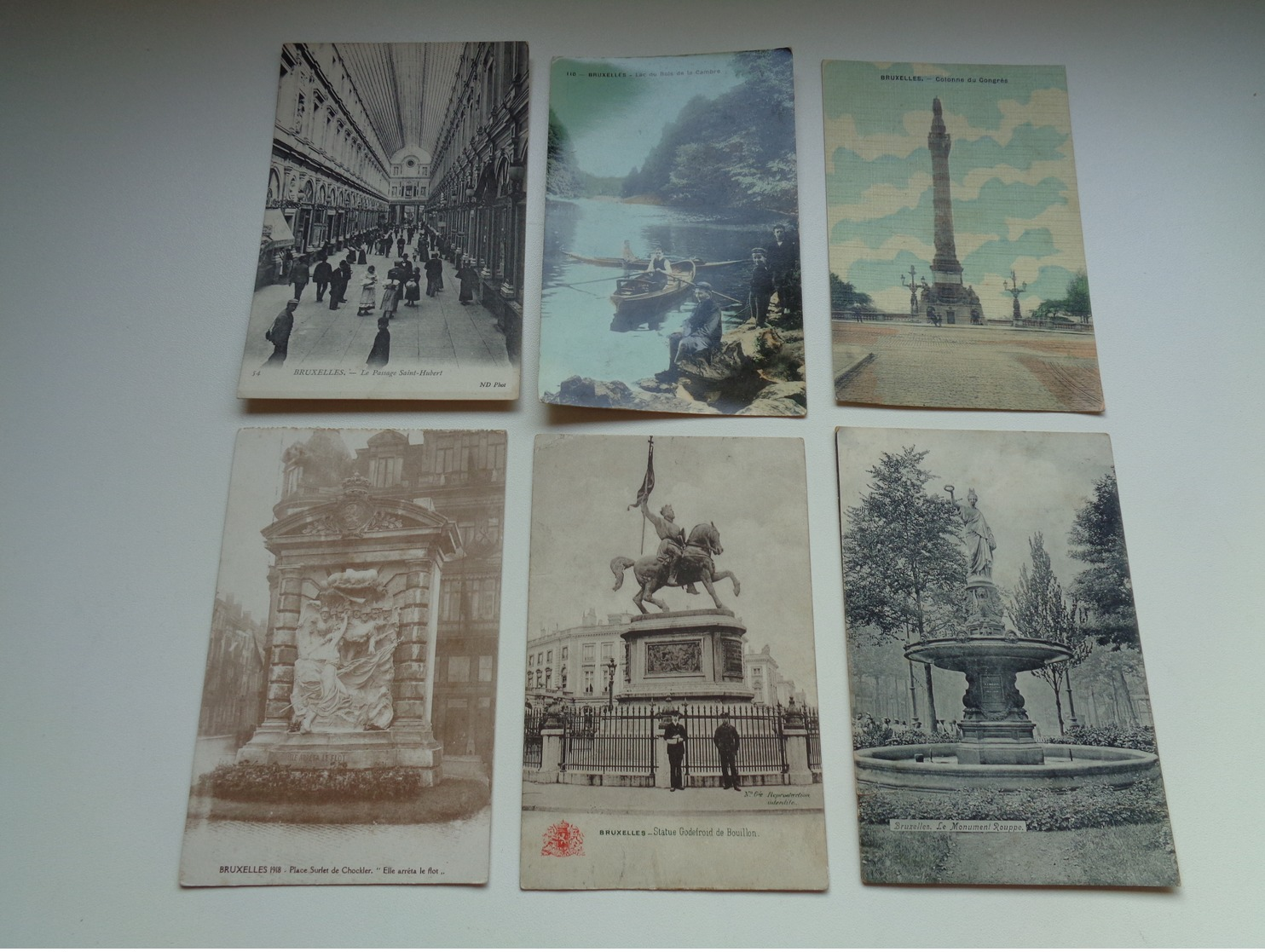 Beau lot de 60 cartes postales de Belgique  Bruxelles      Mooi lot van 60 postkaarten van België  Brussel - 60 scans