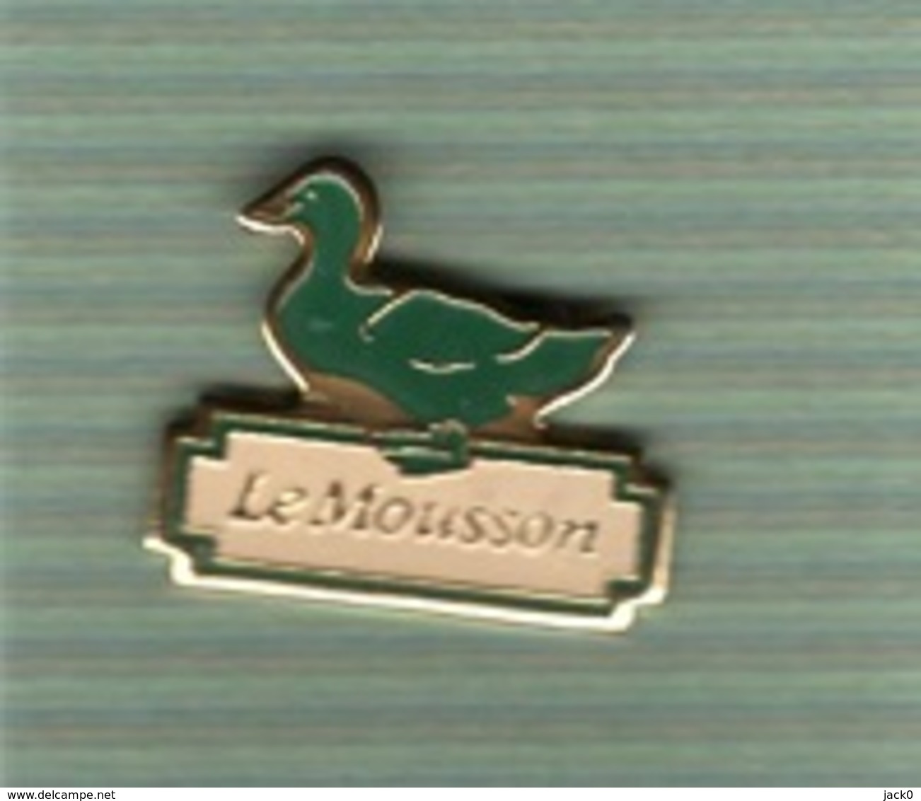 Pin's  Animal  CANARD  Fond  Vert  Le  Mousson - Animaux