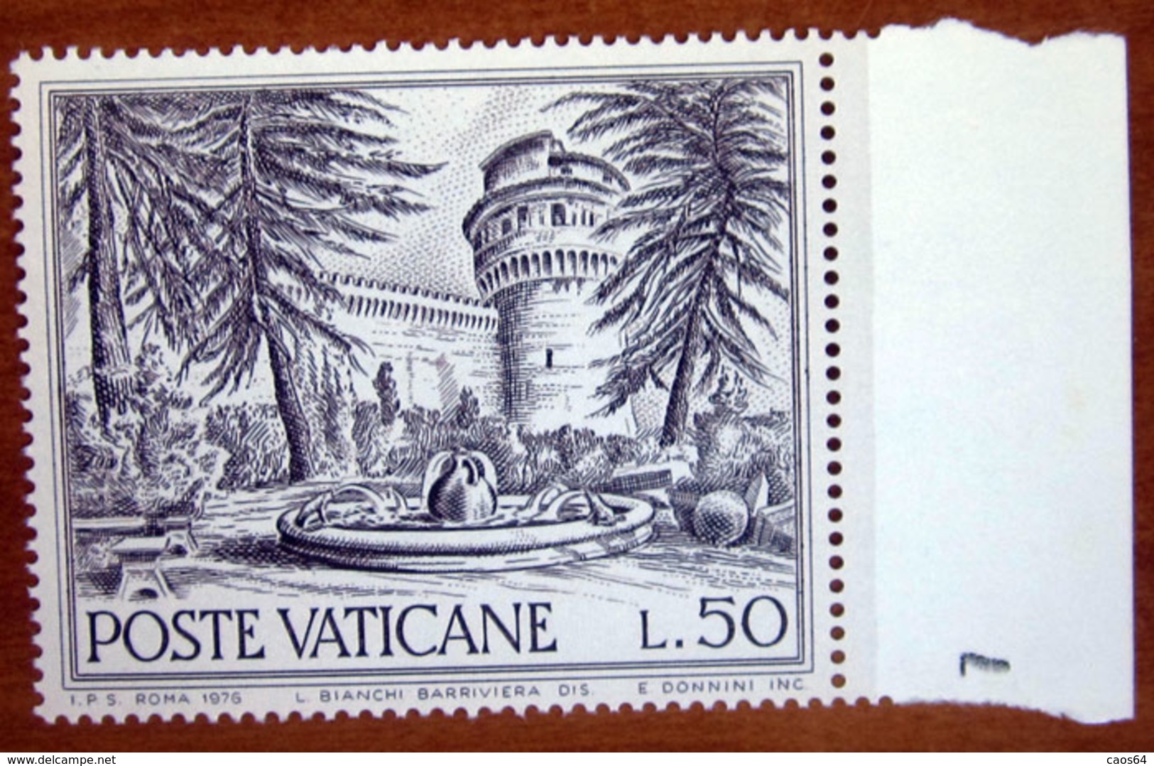 1976 VATICANO Fontane  Torre San Giovanni Lire 50  Nuovo Con Bandella - Nuovi