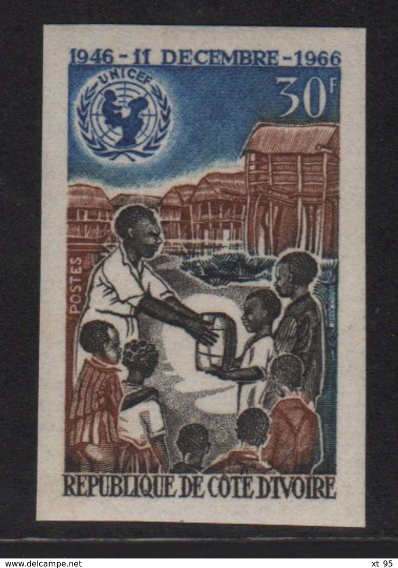 Cote D Ivoire - N°256 Non Dentele ** - UNICEF - Ivoorkust (1960-...)