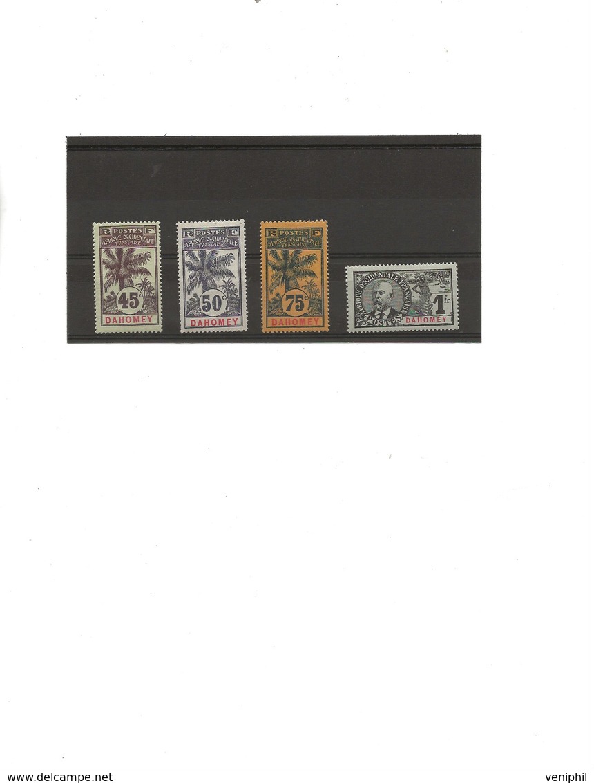 DAHOMEY - TIMBRES N° 27 A 30 NEUF CHARNIERE - ANNEE 1906-07 -COTE : 126 € - Nuovi