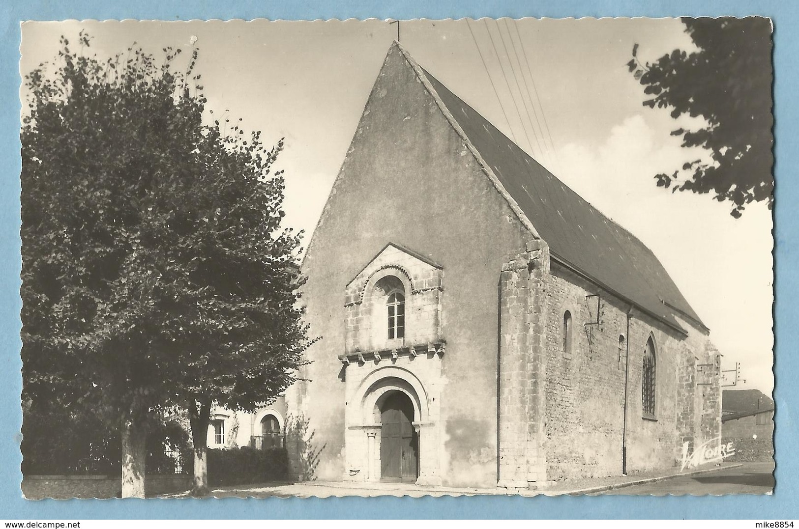 A079  CPSM    SELOMMES (Loir-et-Cher)  L'Eglise    +++++++++++++++++++ - Selommes