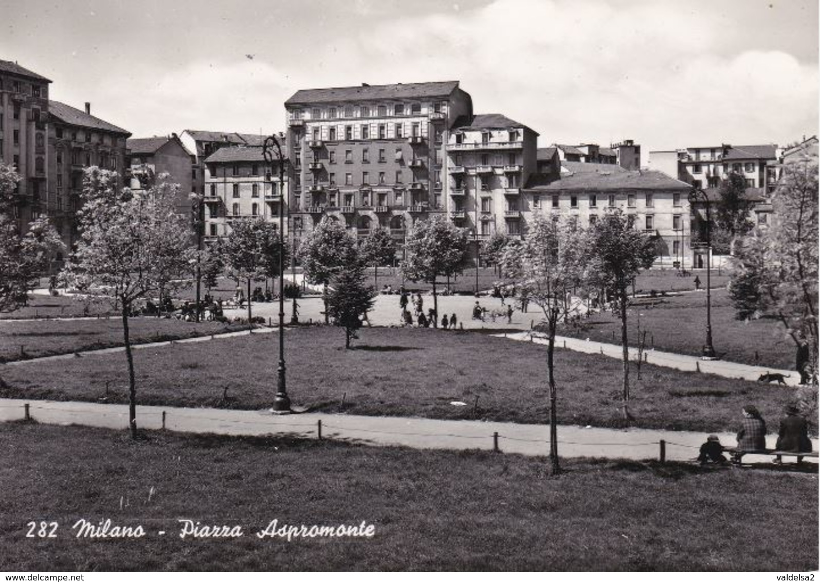 MILANO - PIAZZA ASPROMONTE - GIARDINI - Milano