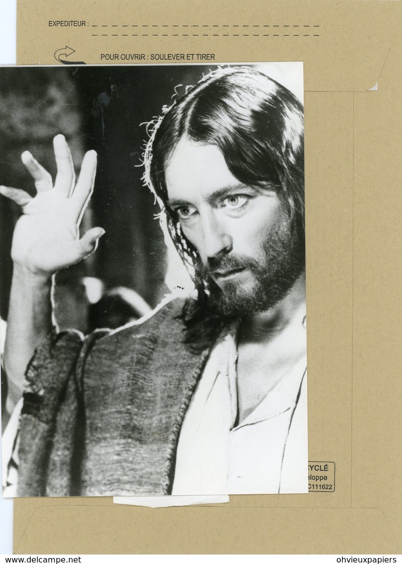 Photo Originale .   Le Comédien  ROBERT POWELL   Dans " Jésus De Nazareth " - Beroemde Personen