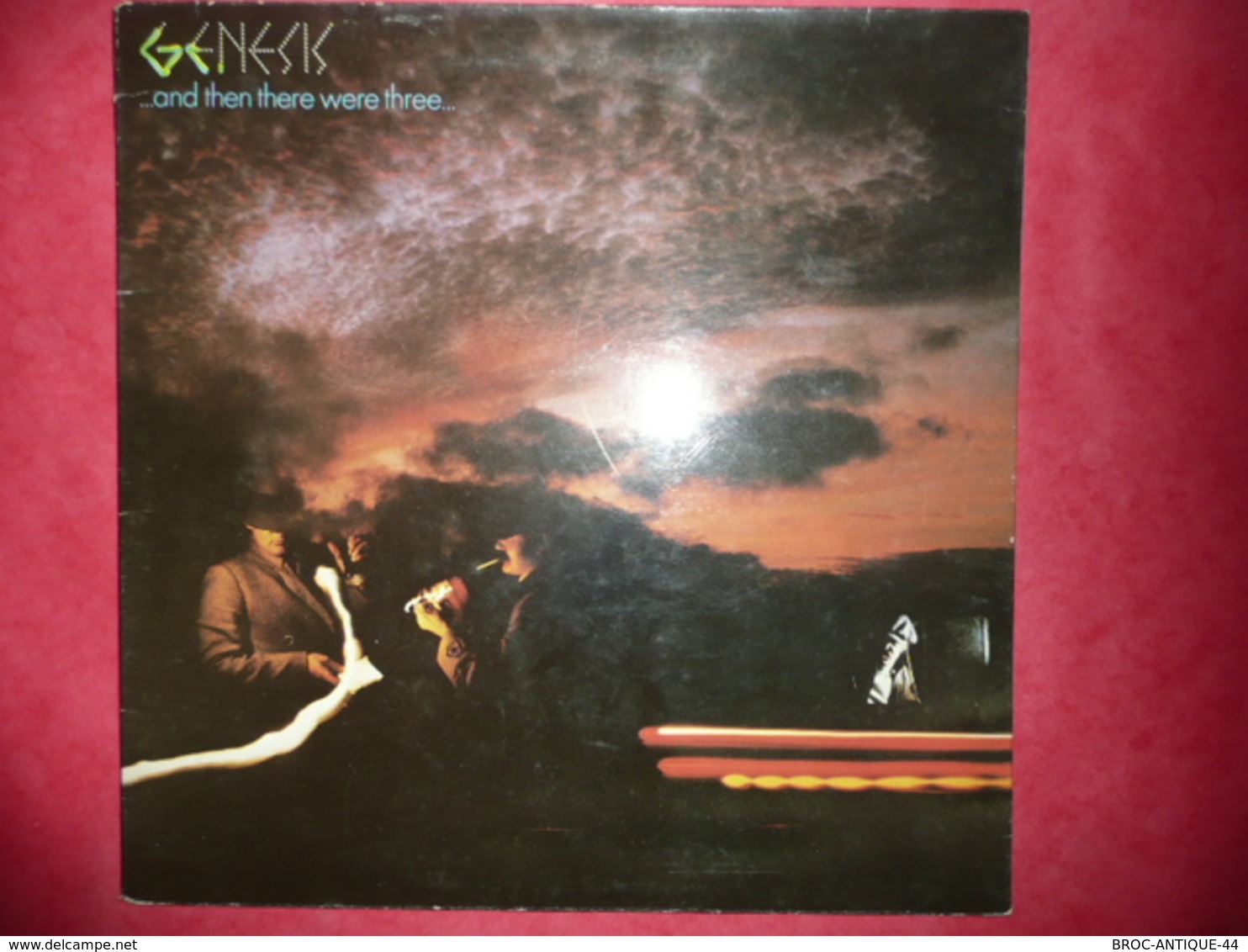 LP33 N°3010 - GENESIS - ... AND THEN THERE WERE THREE ... - COMPLET - 9103 121 - PG 220 - Rock