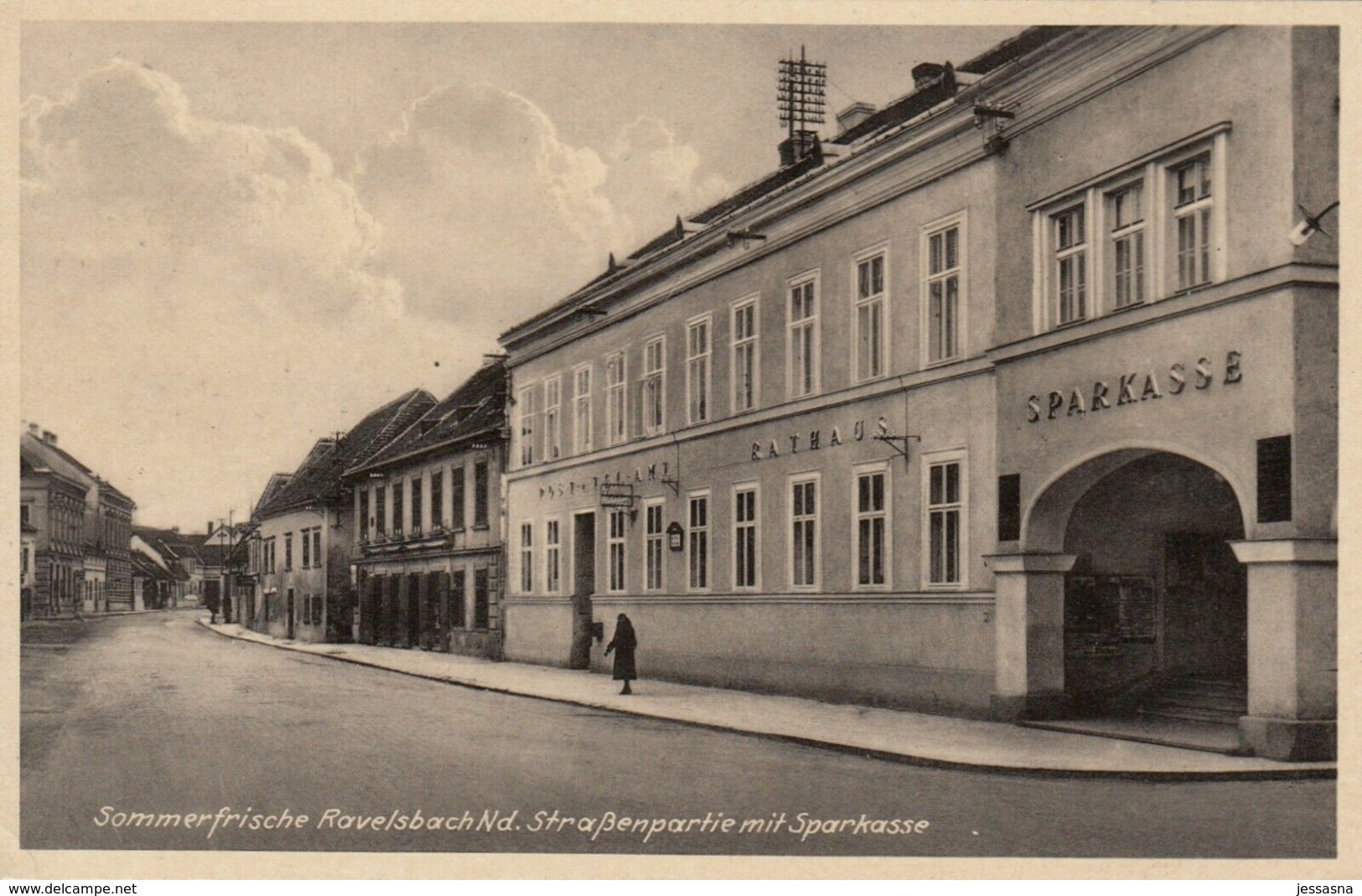 AK - NÖ - Ravelsbach - Strassenansicht Mit Sparkasse U. Postamt - 1944 - Hollabrunn