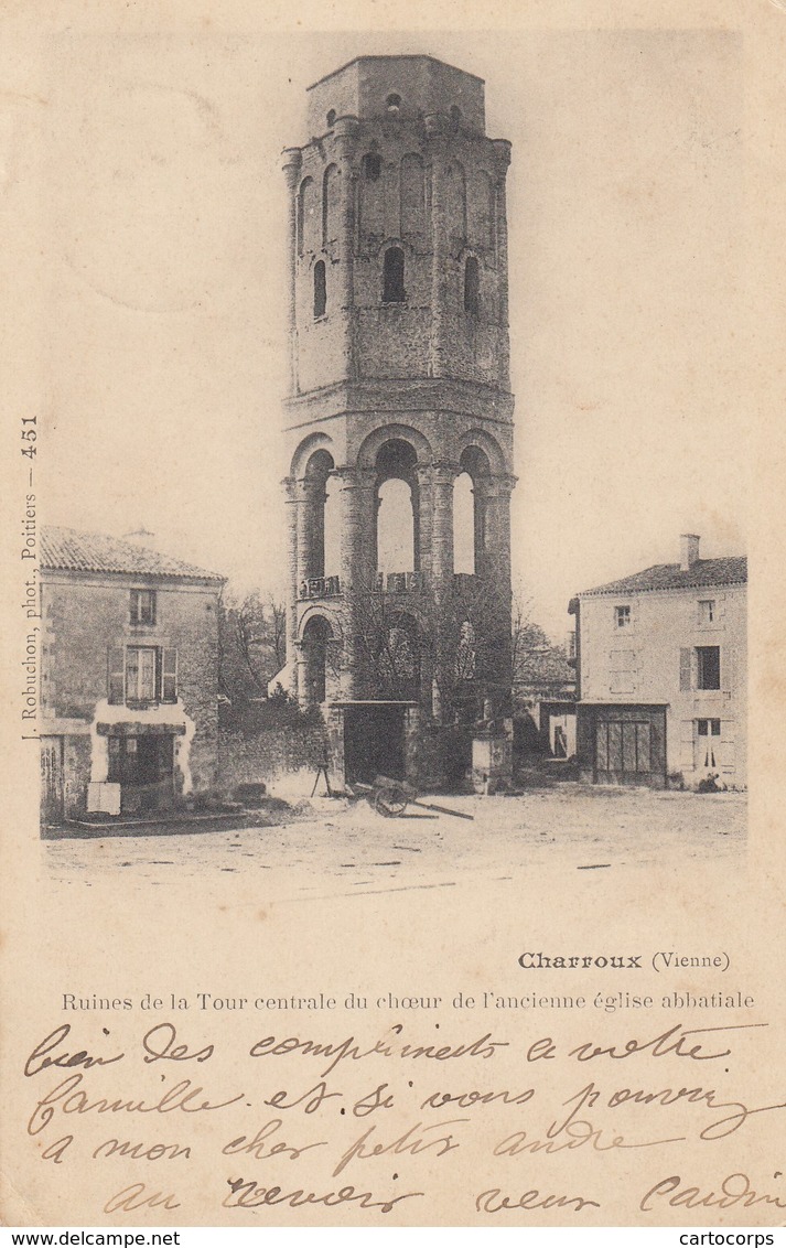 86 - Charroux - Ruines De La Tour Centrale Du Choeur De L'Ancienne Eglise Abbatiale - Charroux