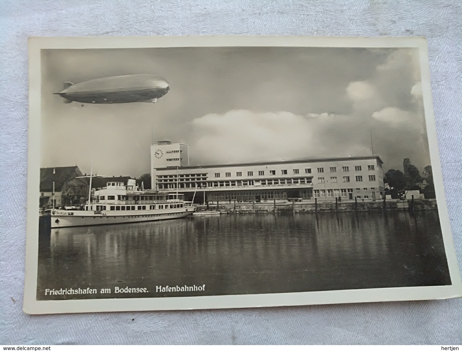 Friedrichshafen Am Bodensee Hafenbahnhof Zeppelin - Dirigeables