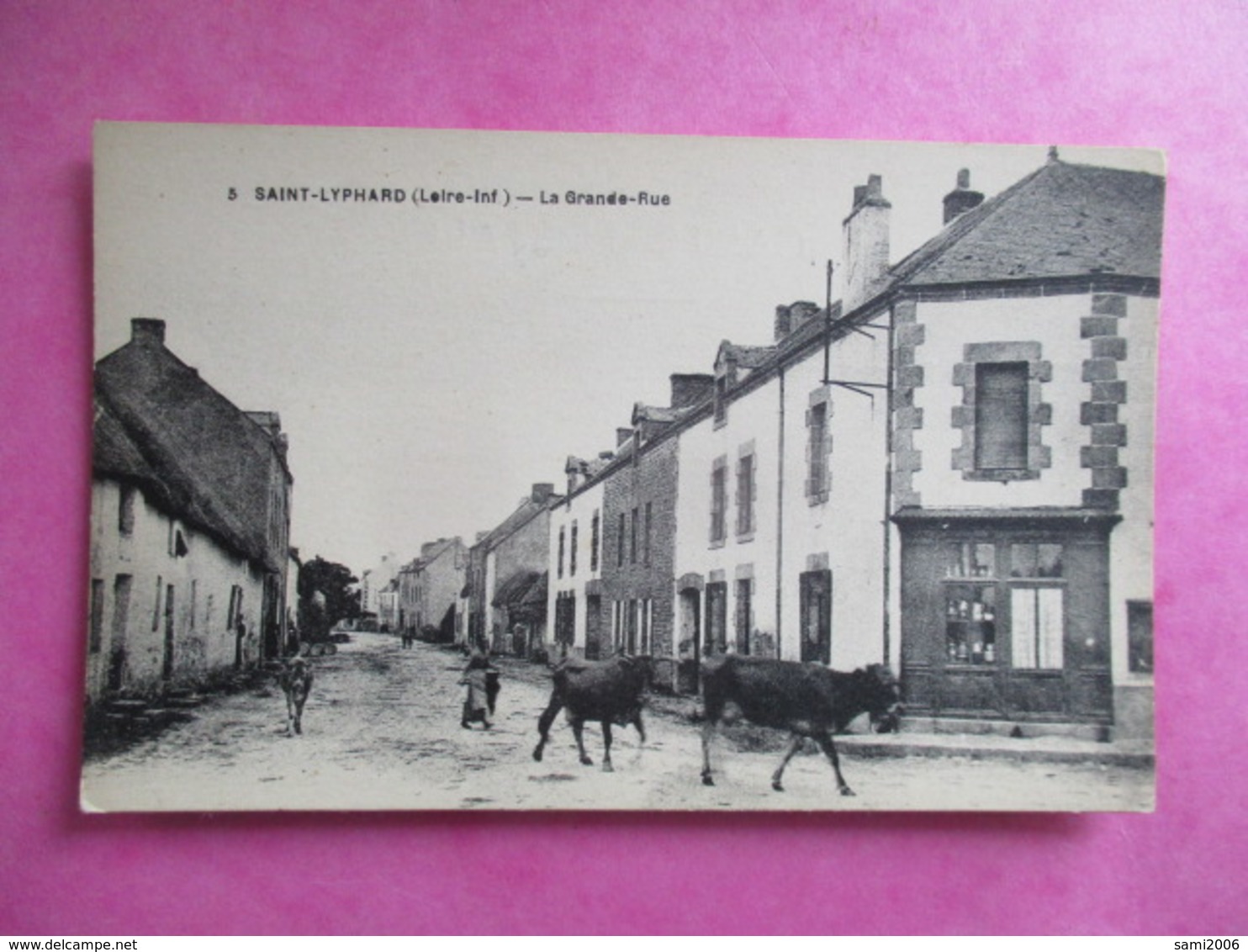 CPA 44 SAINT LYPHARD LA GRANDE RUE VACHES - Saint-Lyphard