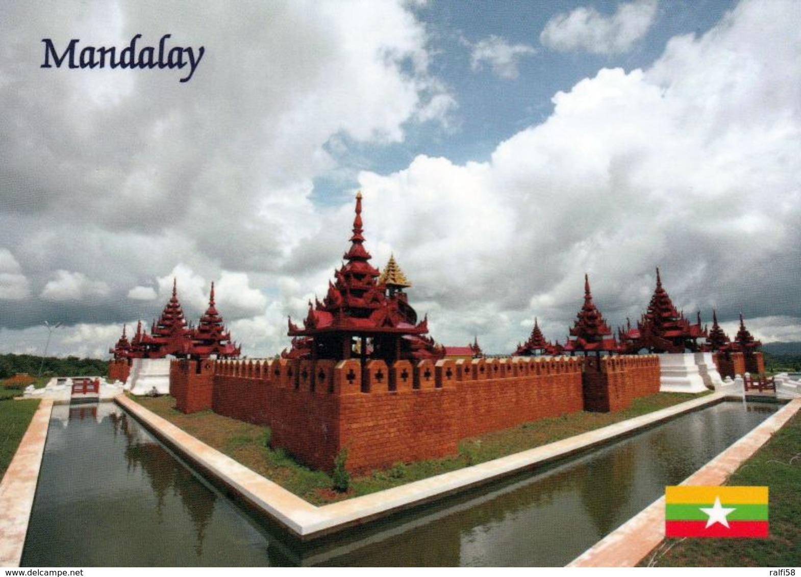 1 AK Myanmar * Eine Klosteranlage In Der Stadt Mandalay - Die Zweitgrößte Stadt Des Landes * - Myanmar (Burma)