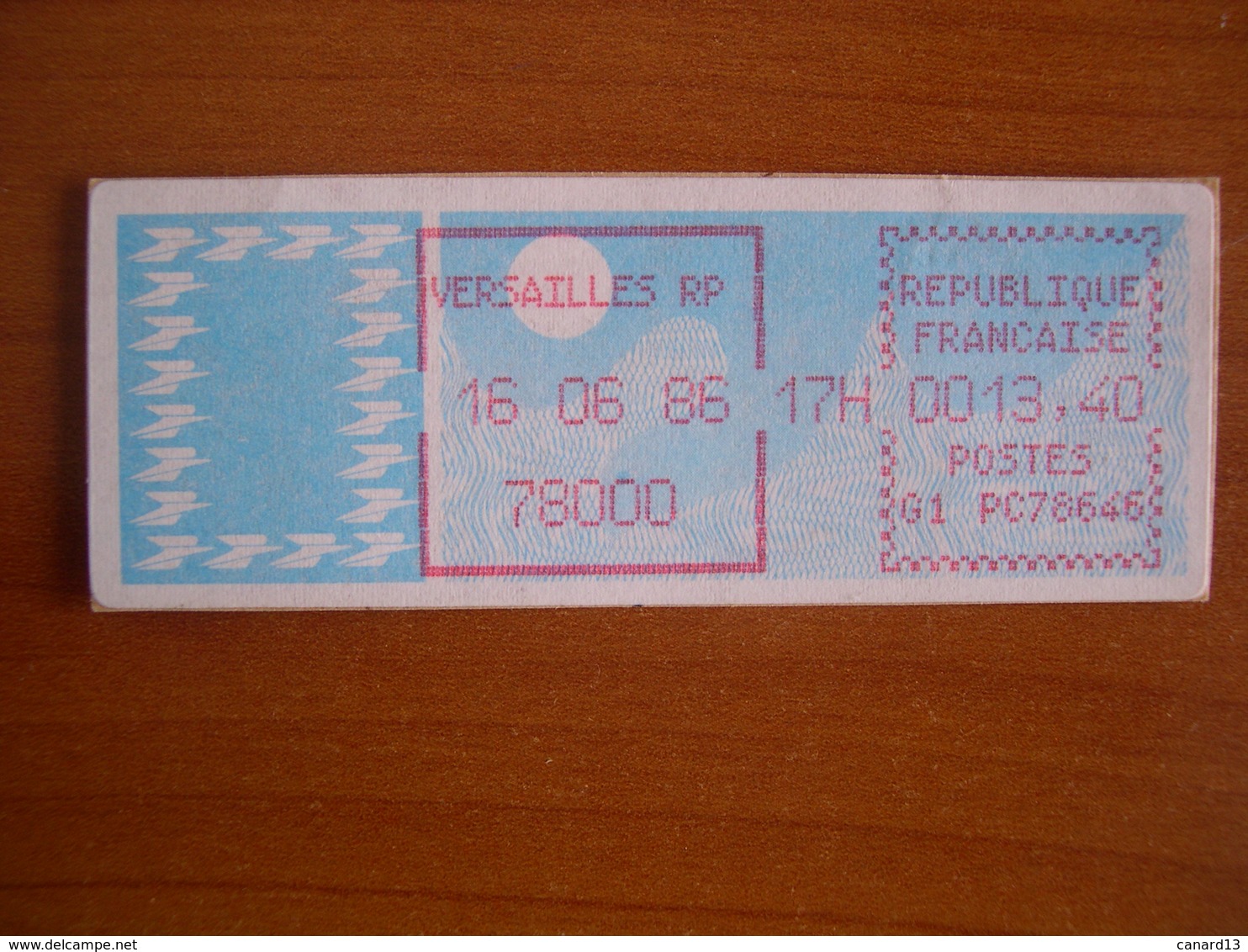 Vignette Distributeur  13.40 Versailles (78) - 1985 « Carrier » Papier