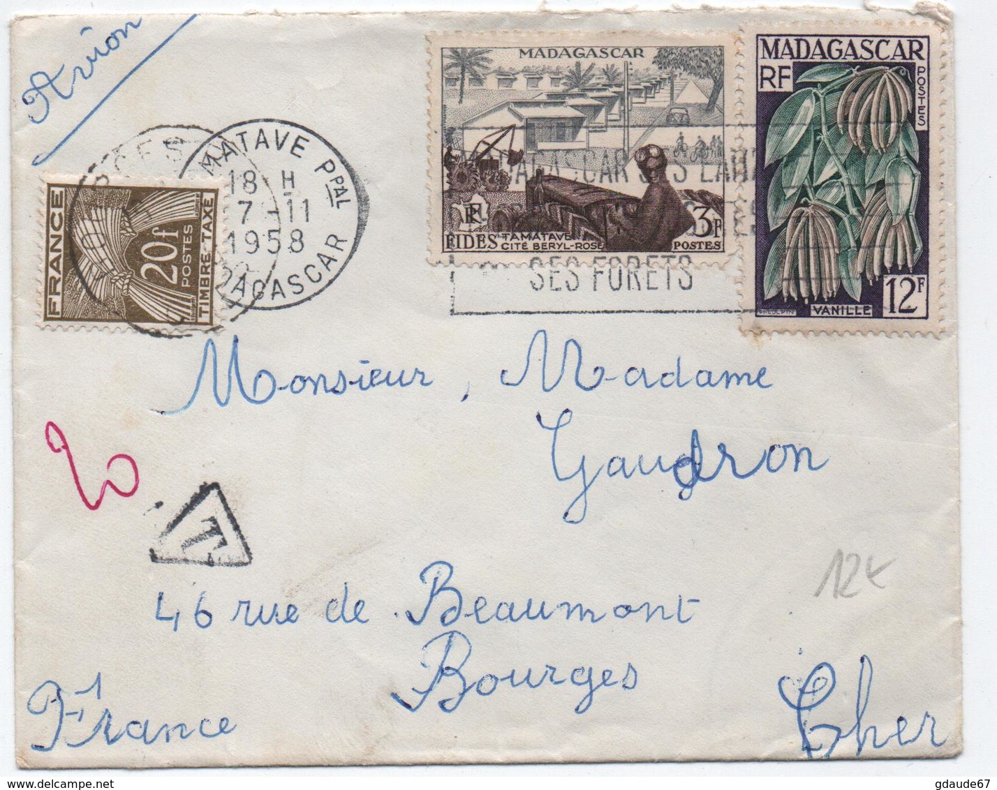 1958 - ENVELOPPE PAR AVION De TAMATAVE (MADAGASCAR) Pour BOURGES (CHER) Avec TAXE GERBES - Lettres & Documents