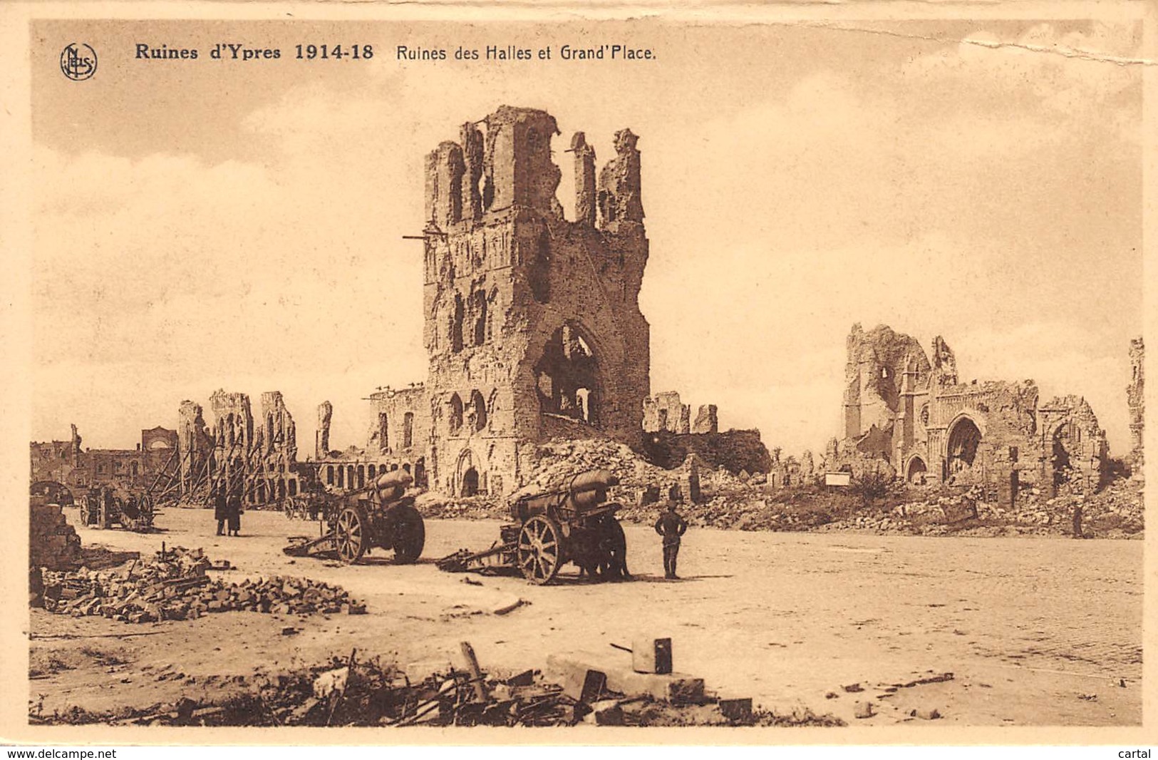 Ruines D'YPRES 1914-18 - Ruines Des Halles Et Grand'Place - Ieper