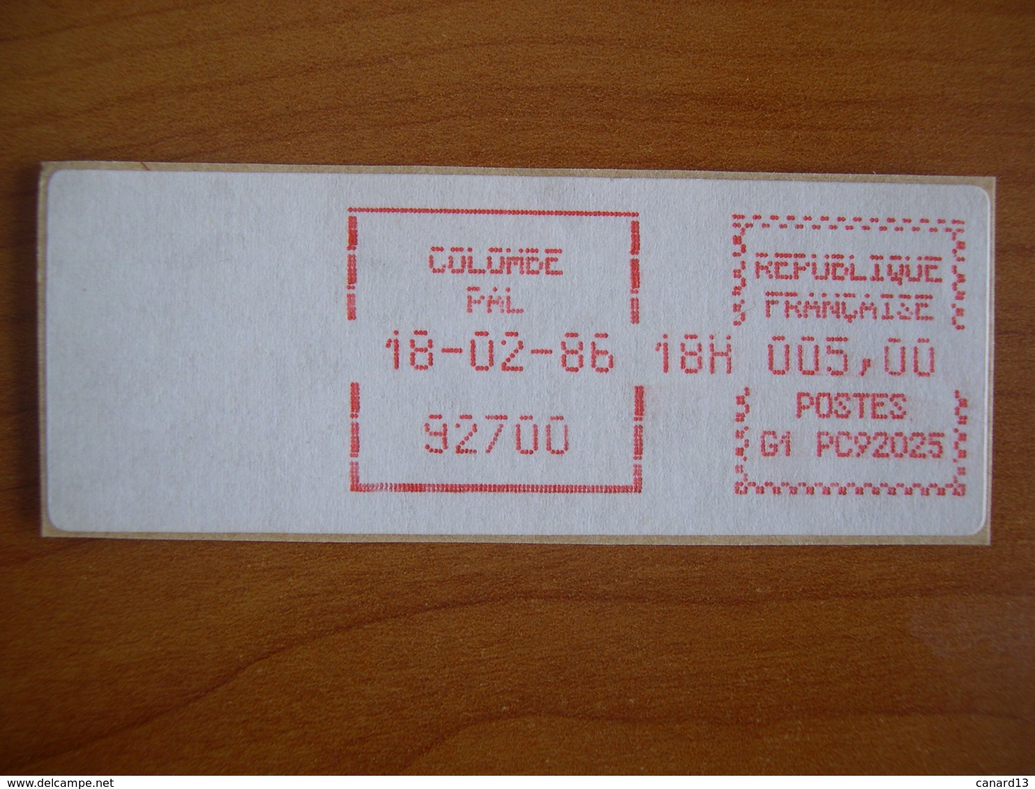 Vignette Distributeur  5.00 Colombes  (92) - 1969 Montgeron – Papier Blanc – Frama/Satas