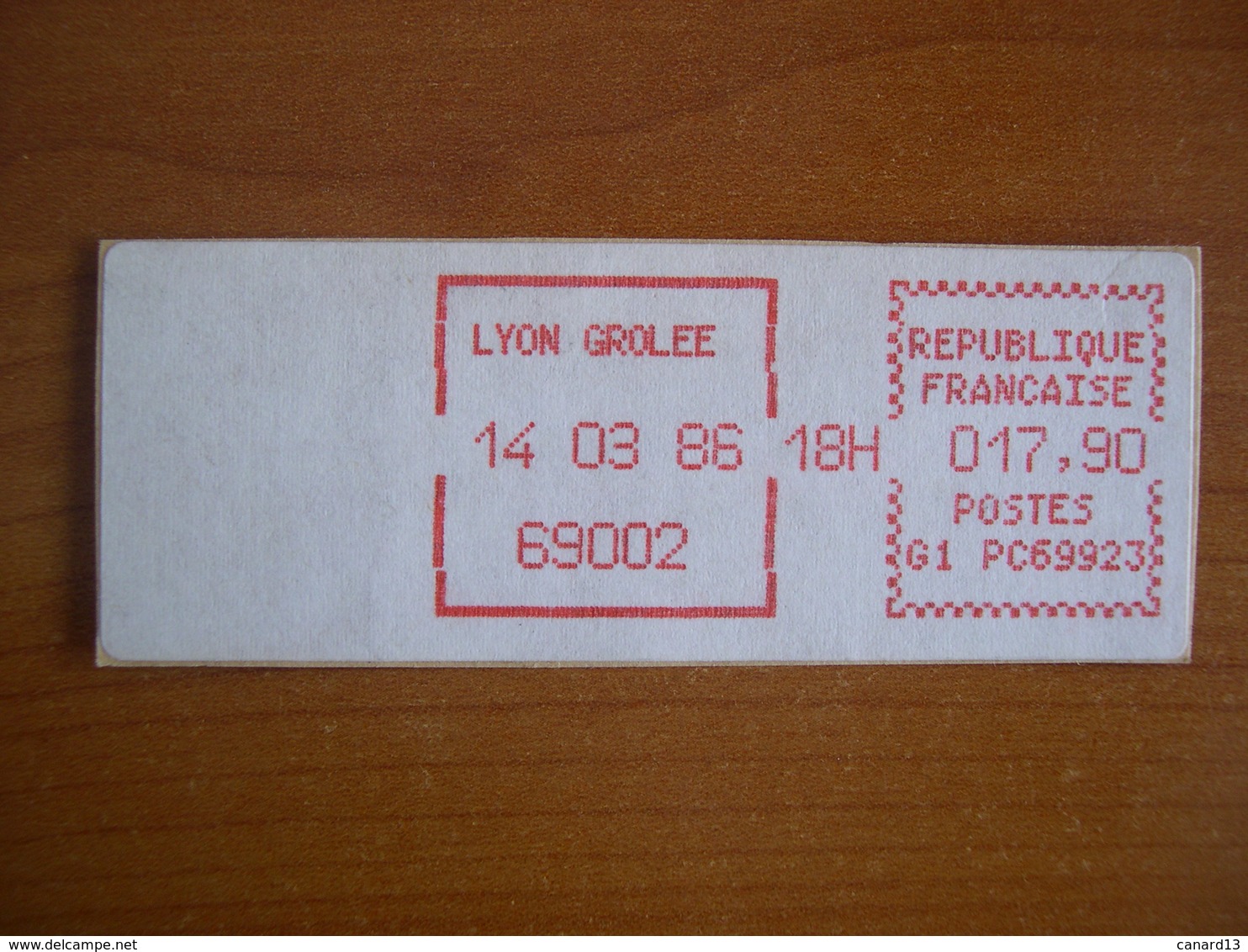 Vignette Distributeur  17.90 Lyon Grolée (69) - 1969 Montgeron – Papel Blanco – Frama/Satas