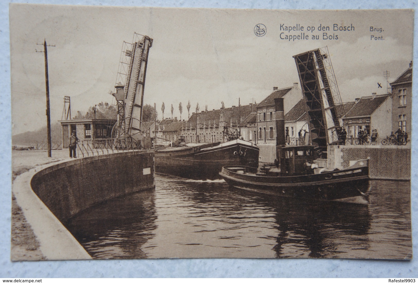 AK KAPELLE OP DEN BOS Naast Londerzeel Willebroek Brug Pont Péniche Avec Remorqueur Binnenscheepvaart Ecluse Sluis - Kapelle-op-den-Bos