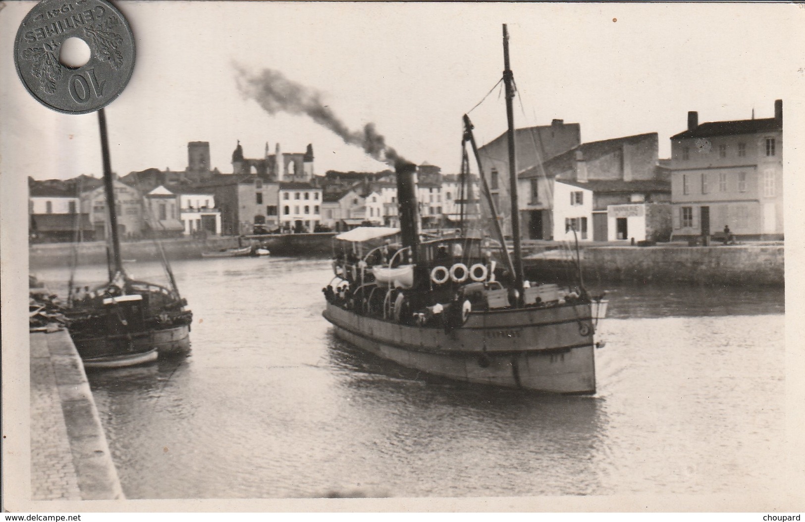 17 - Carte Postale Semi Moderne De  L'ILE DE RE    Le Navire Transportant Autos , ........ - Ile De Ré