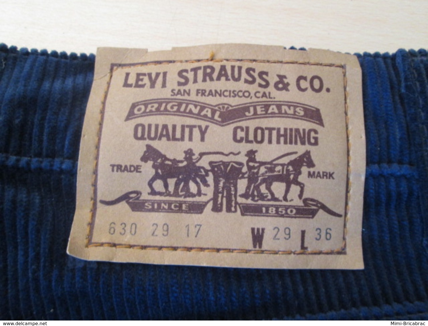 COLLECTOR Jean's LEVI'S 630 Années 80 Et Neuf ! HOMME OU FEMME ? Supercord Velours Côtelé Tailles US W29 L36 - Autres & Non Classés