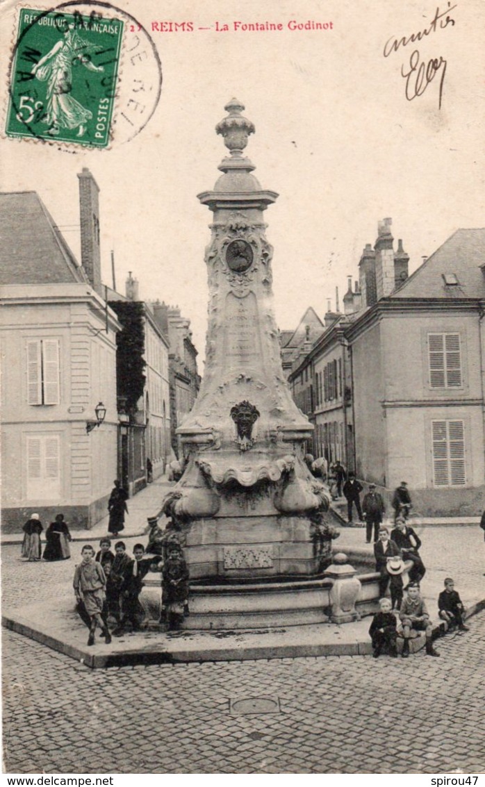 CPA REIMS - LA FONTAINE GODINOT - Reims