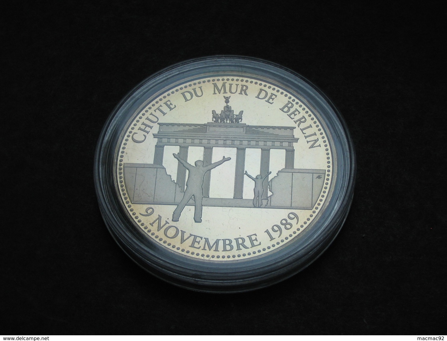 Médaille Les Evenements Forts De Votre Vie - CHUTE DU MUR DE BERLIN 9 NOVEMBRE 1989  **** EN ACHAT IMMEDIAT **** - Professionnels / De Société