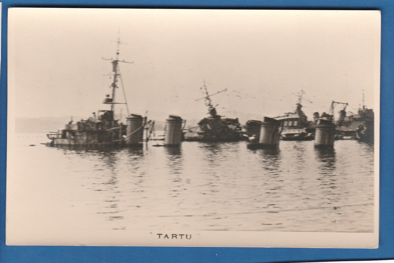 TARTU SABOTAGE DE LA FLOTTE DE TOULON BATEAU ECHOUE GUERRRE - Warships