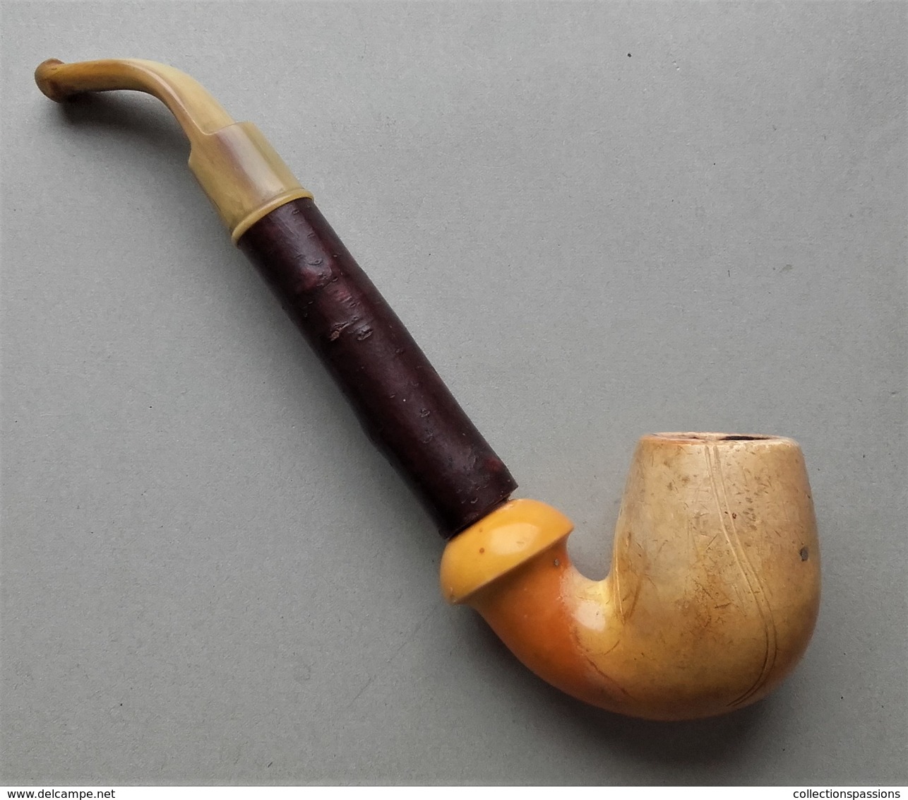 - Ancienne Pipe - Pipe En écume - - Pipa In Schiuma